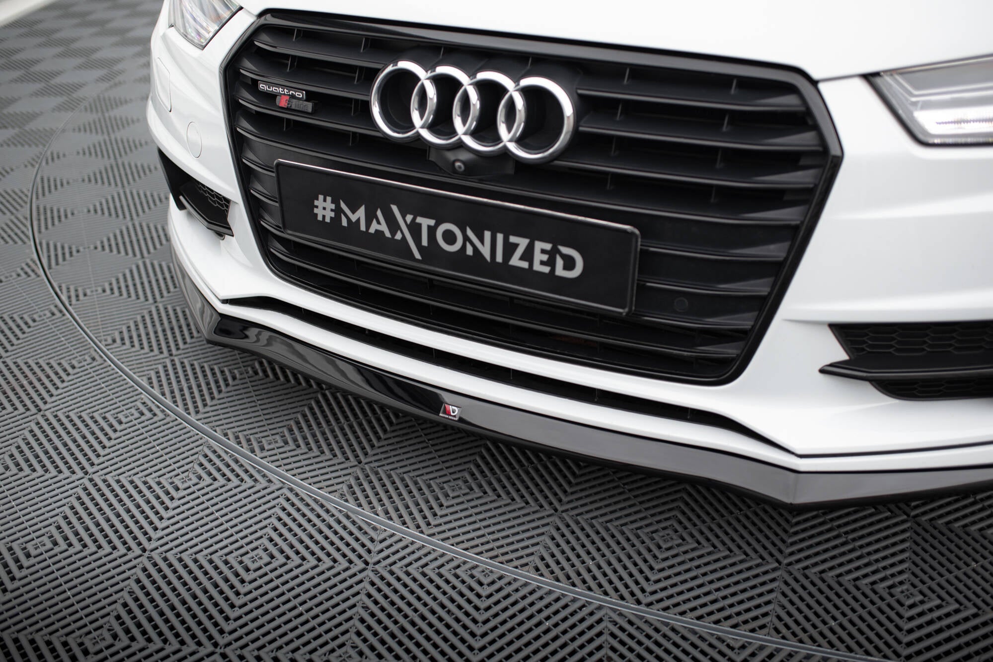 Maxton Design Street+ Spoilerlippe Front Ansatz passend für Audi S7 / A7 S-Line C7 FL schwarz Hochglanz