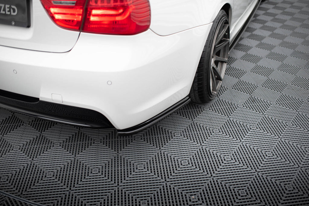 Maxton Design Heck Ansatz Flaps Diffusor passend für BMW 3er E90 M Paket schwarz Hochglanz