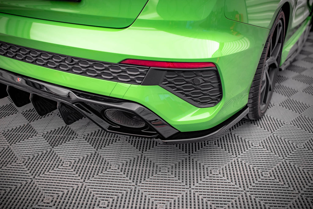 Maxton Design Heck Ansatz Flaps Diffusor passend für Audi RS3 Limousine 8Y schwarz Hochglanz