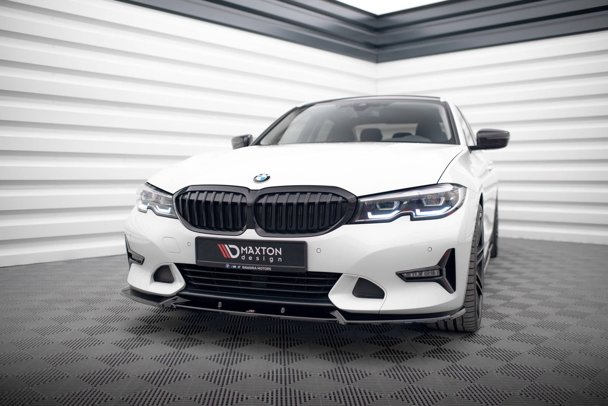 Maxton Design Street+ Spoilerlippe Front Ansatz V.1 passend für BMW 3er Sport Line G20 / G21 schwarz Hochglanz
