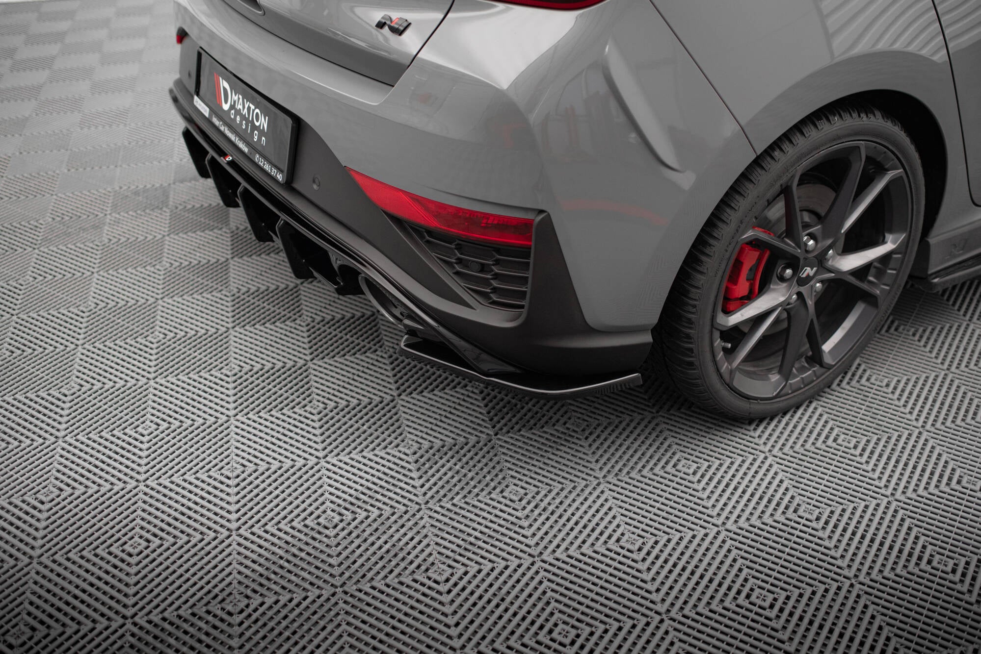 Maxton Design Heck Ansatz Flaps Diffusor V.5 passend für Hyundai I30 N Hatchback Mk3 Facelift schwarz Hochglanz