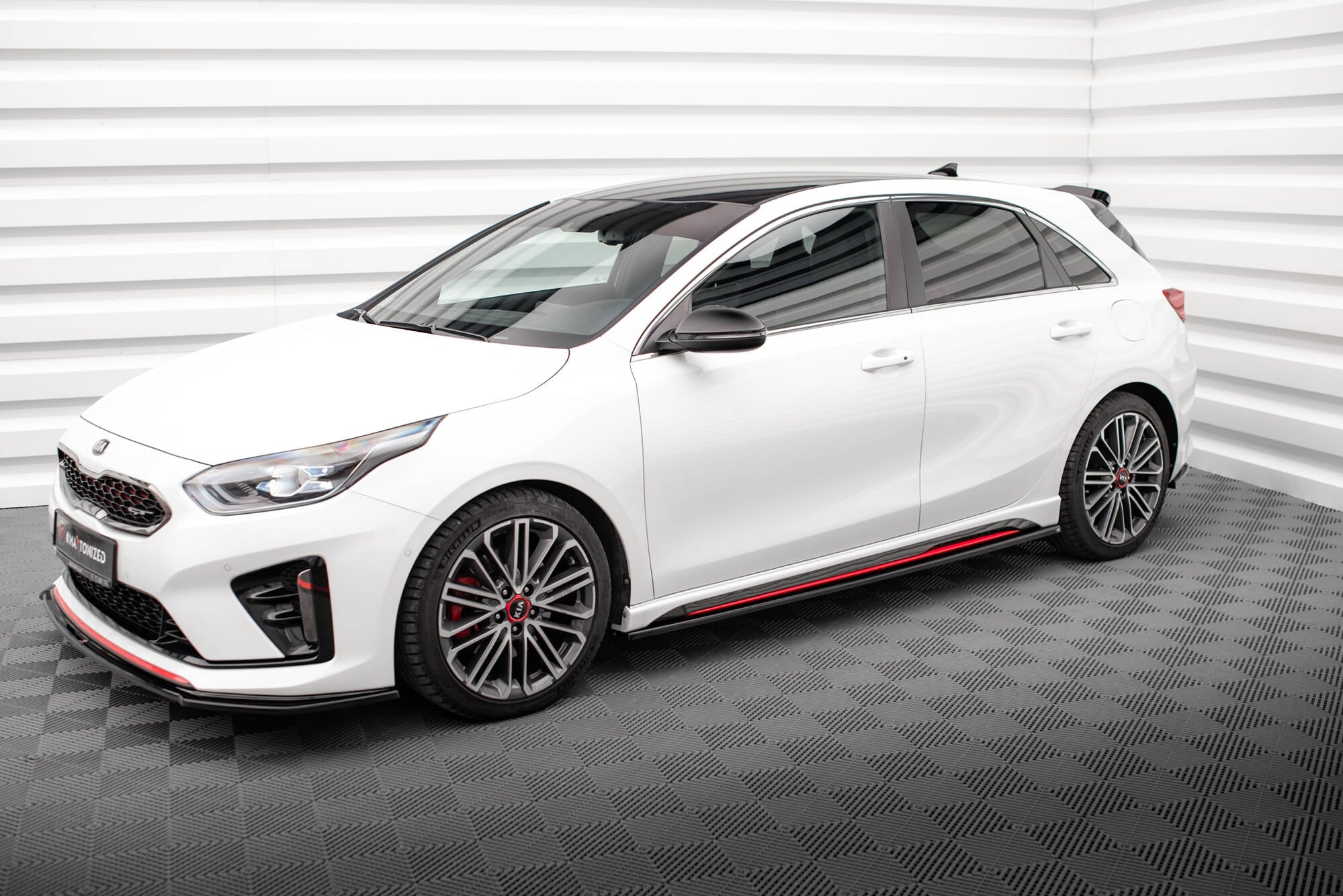 Maxton Design Street+ Seitenschweller Leisten passend für Kia Ceed GT Mk3 schwarz Hochglanz
