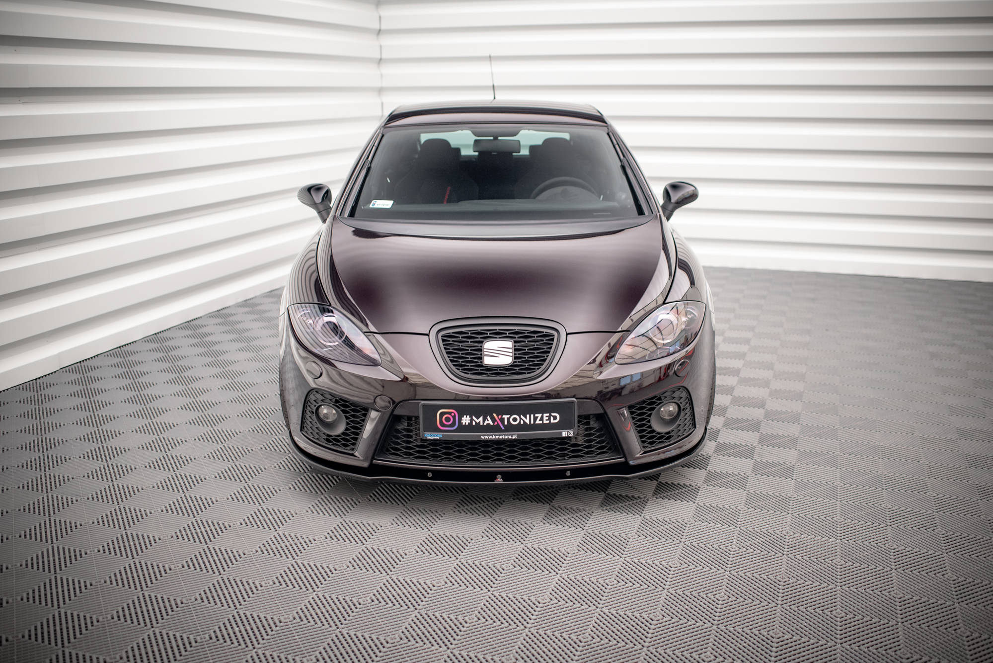 Maxton Design Street+ Spoilerlippe Front Ansatz passend für SEAT LEON MK2 CUPRA FR (vor Facelift) schwarz Hochglanz
