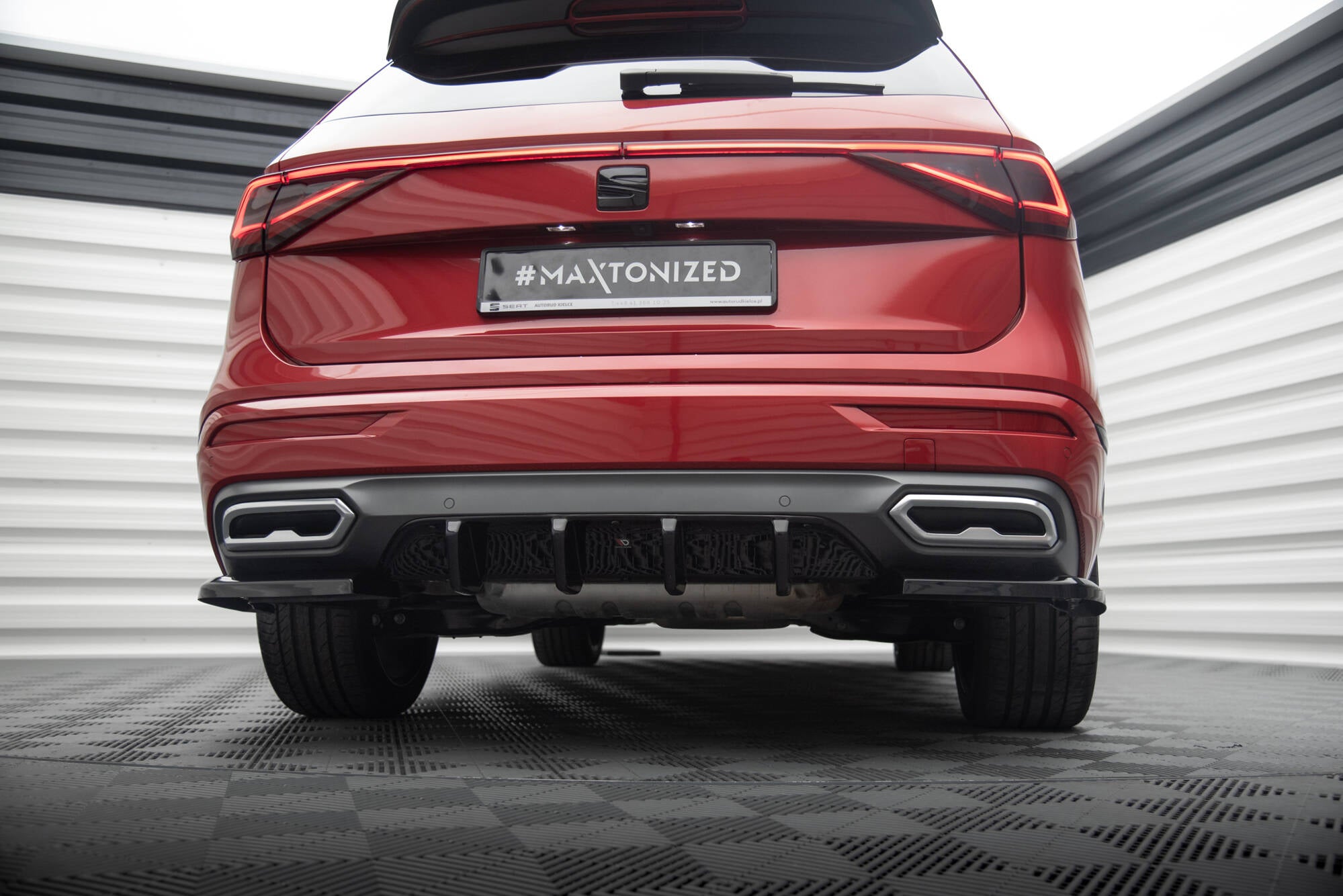 Maxton Design Diffusor Heck Ansatz passend für Seat Tarraco FR Mk1 schwarz Hochglanz