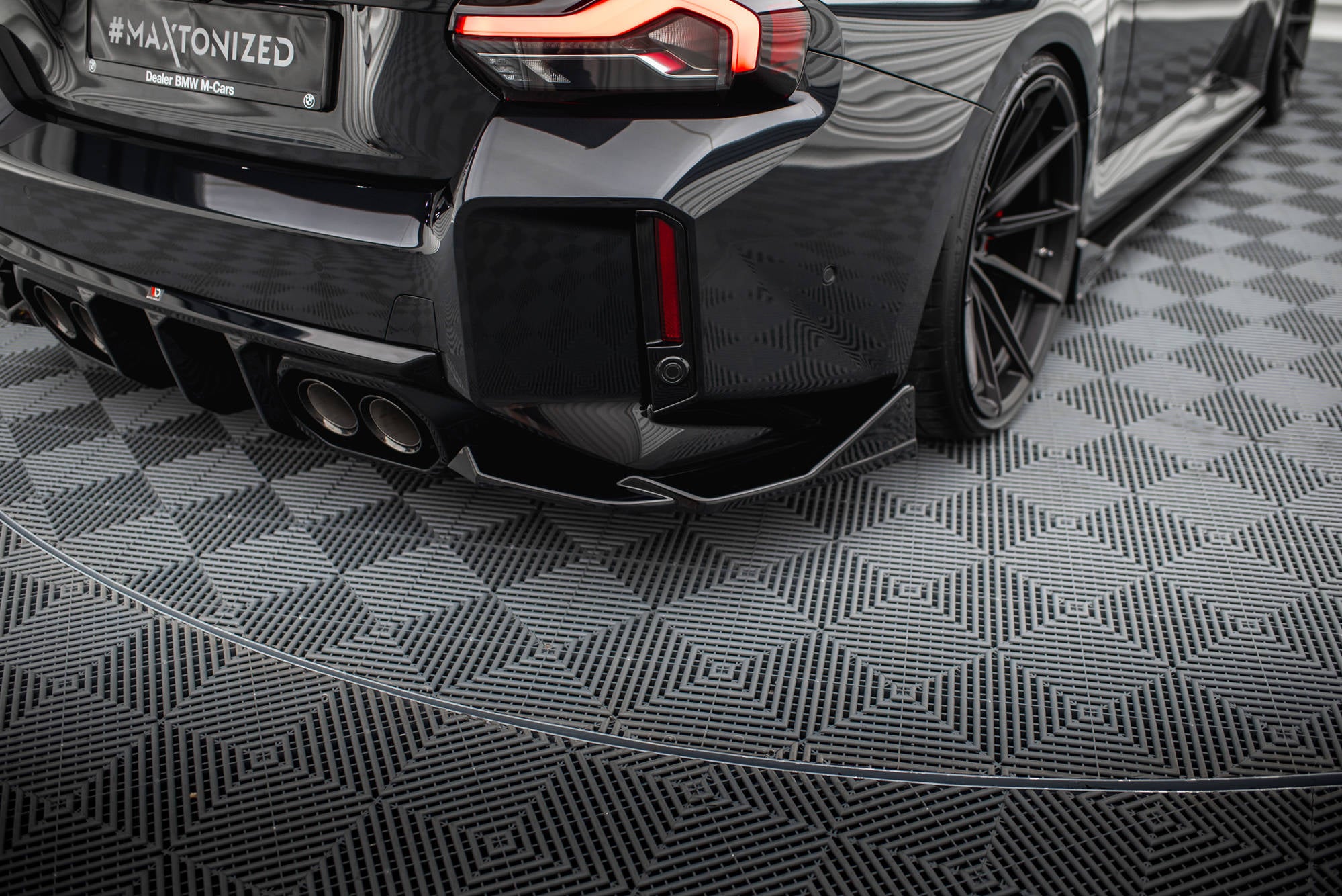 Maxton Design Heck Ansatz Flaps Diffusor V.6 passend für (Für heckansatz v.2) BMW M2 G87 schwarz Hochglanz