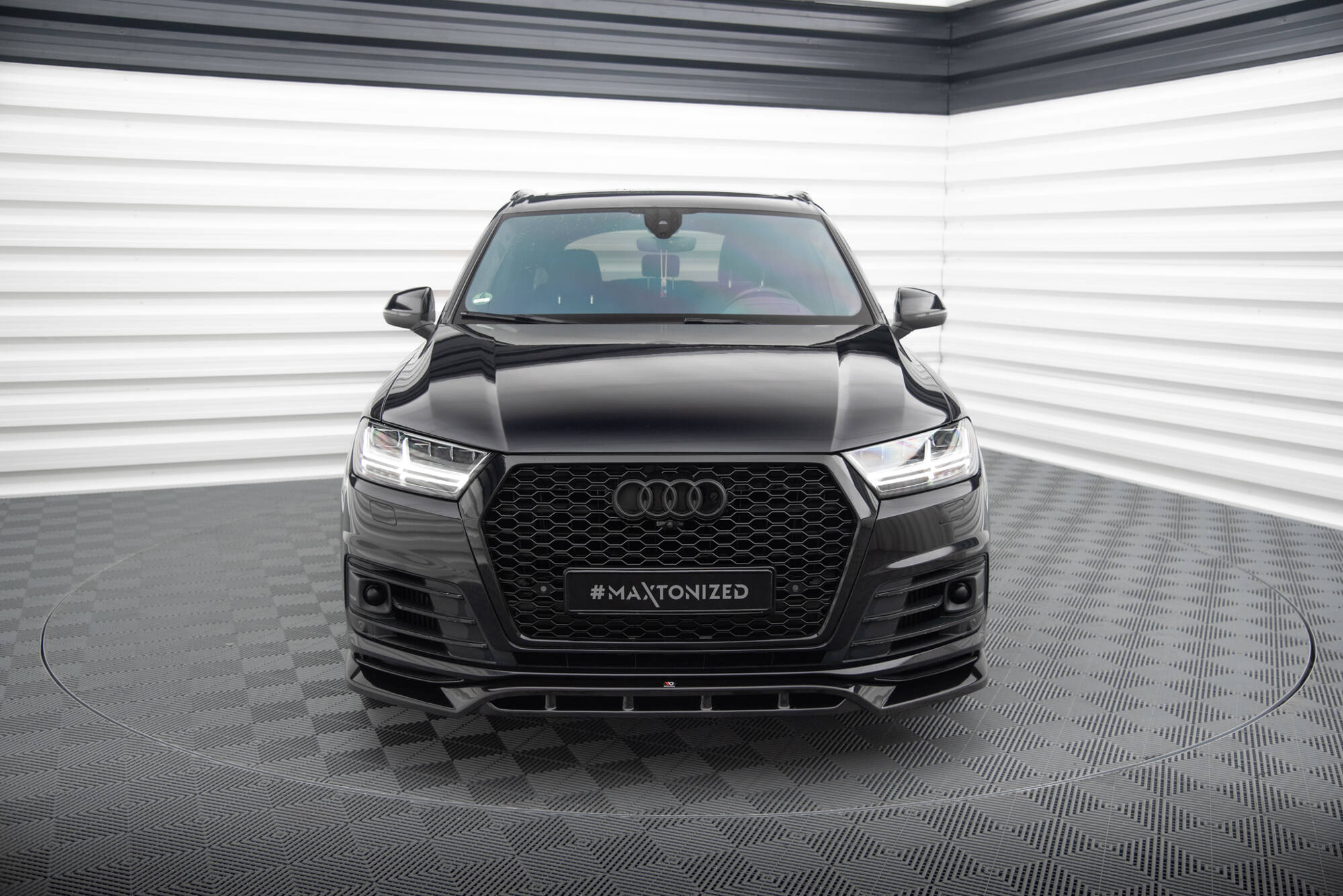 Maxton Design Street+ Spoilerlippe Front Ansatz V.2 passend für Audi SQ7 / Q7 S-Line Mk2 schwarz Hochglanz