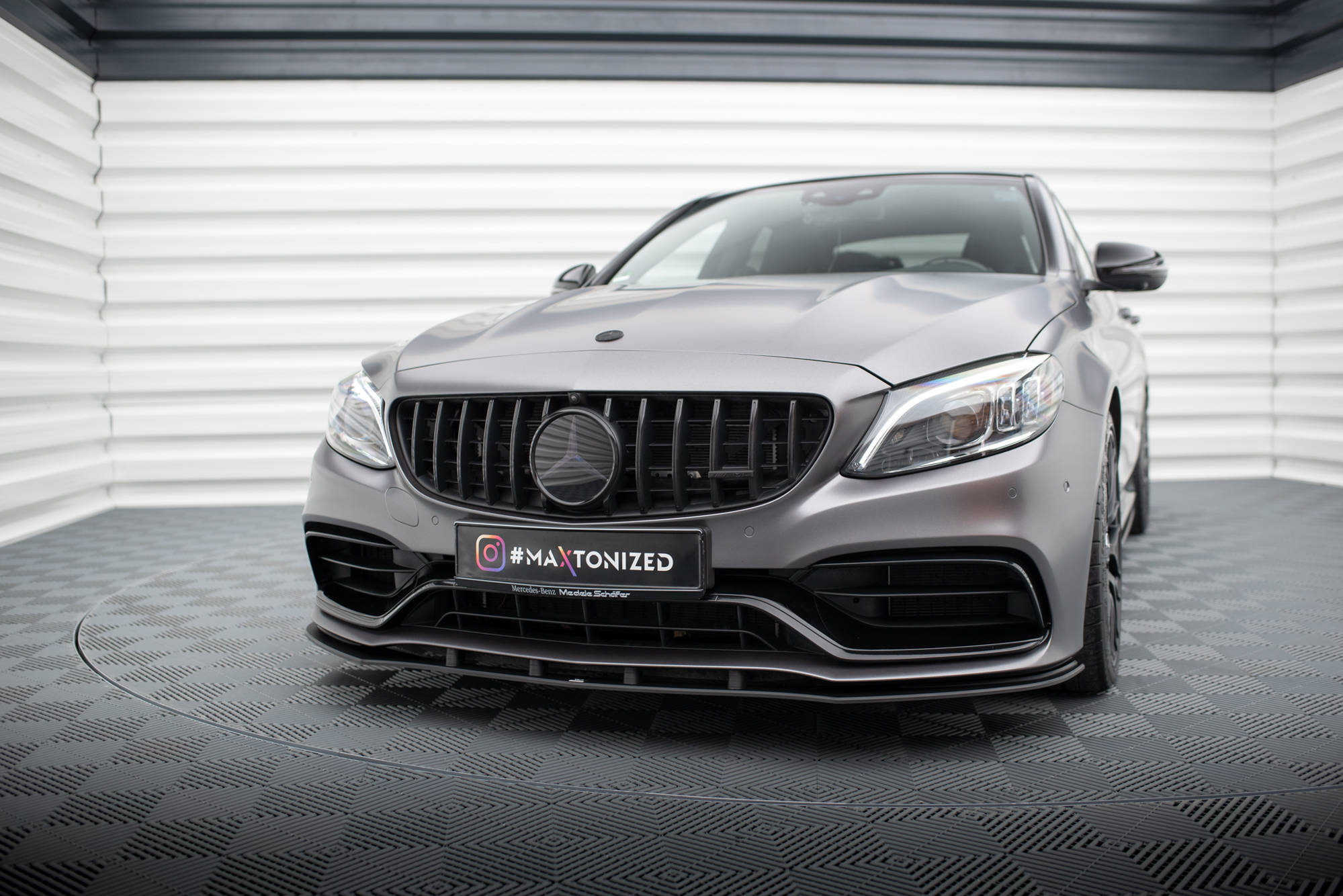 Maxton Design Street Pro Street+ Spoilerlippe Front Ansatz passend für Mercedes-AMG C63 Limousine / Kombi W205 Facelift