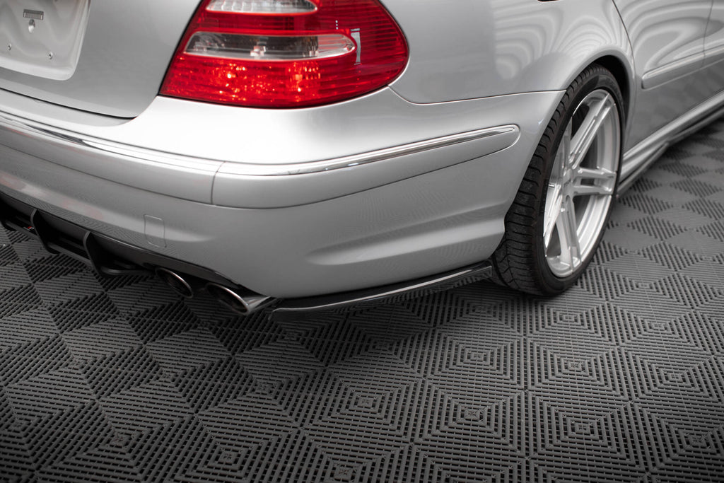 Maxton Design Heck Ansatz Flaps Diffusor passend für Mercedes-Benz E 55 AMG W211 schwarz Hochglanz