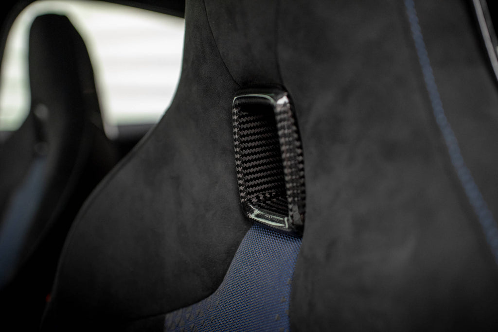 Maxton Design Prepreg Carbon Fiber Headrests BMW 1er F40 M135i für BMW 1er F40