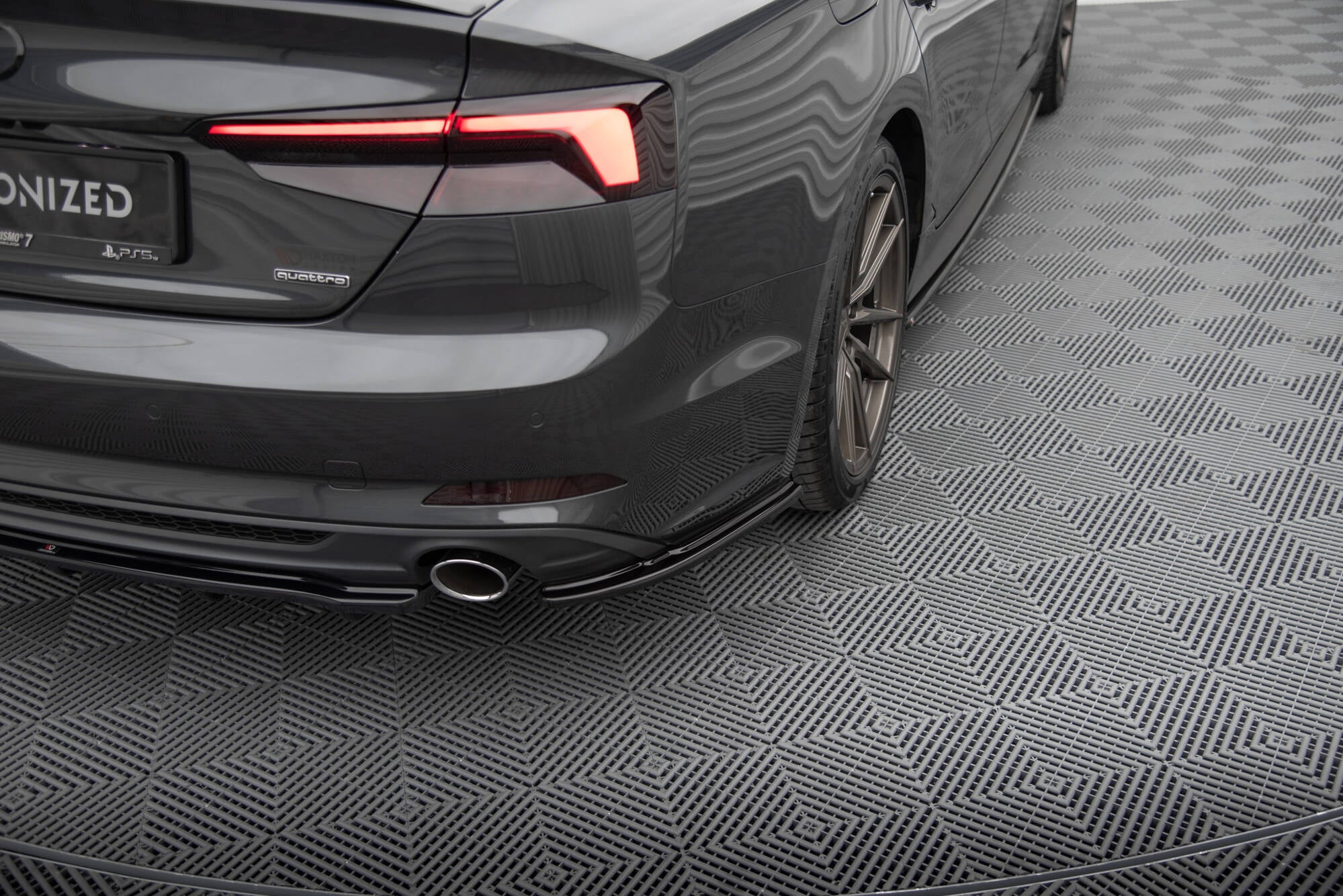 Maxton Design Heck Ansatz Flaps Diffusor passend für Audi A5 S-Line F5 Sportback schwarz Hochglanz