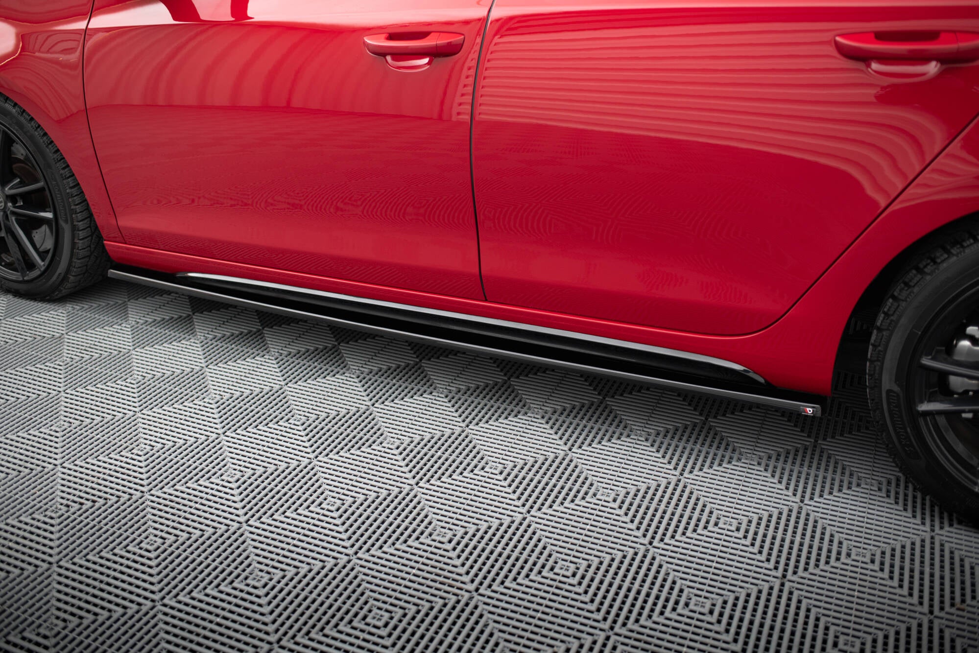 Maxton Design Street+ Seitenschweller Leisten passend für VW GOLF 6 GTI/ GTD schwarz Hochglanz
