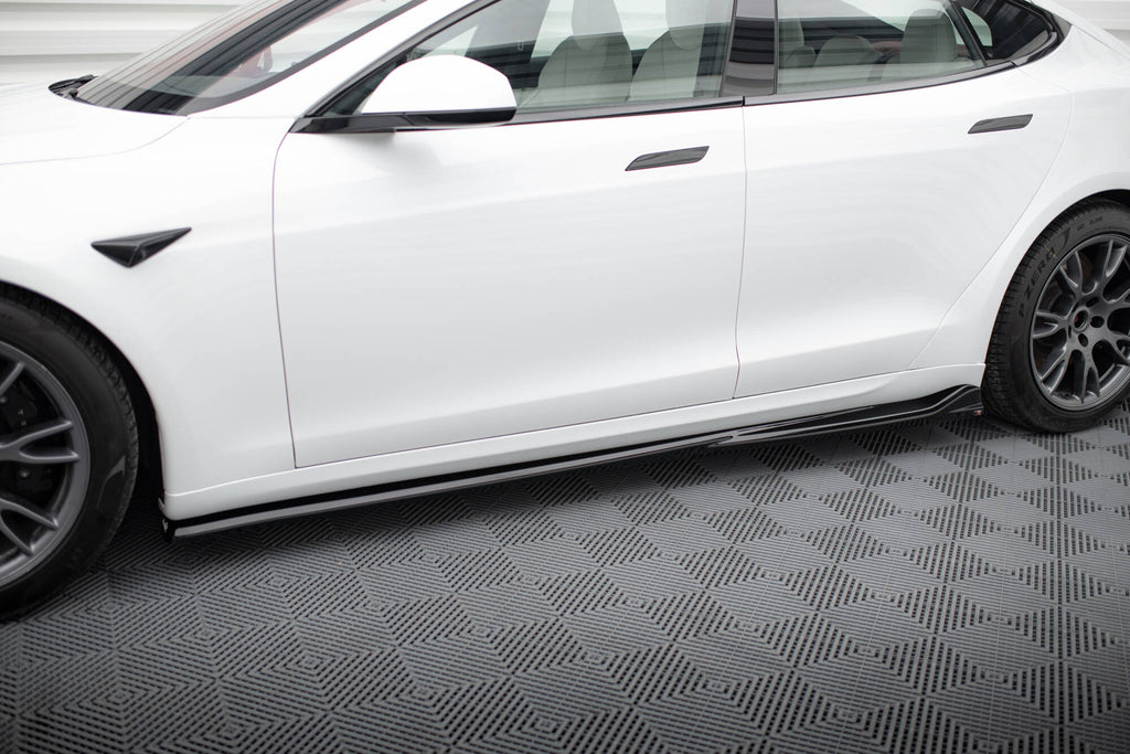 Maxton Design Street+ Seitenschweller Leisten passend für V.1 passend für Tesla Model S Plaid Mk1 Facelift schwarz Hochglanz