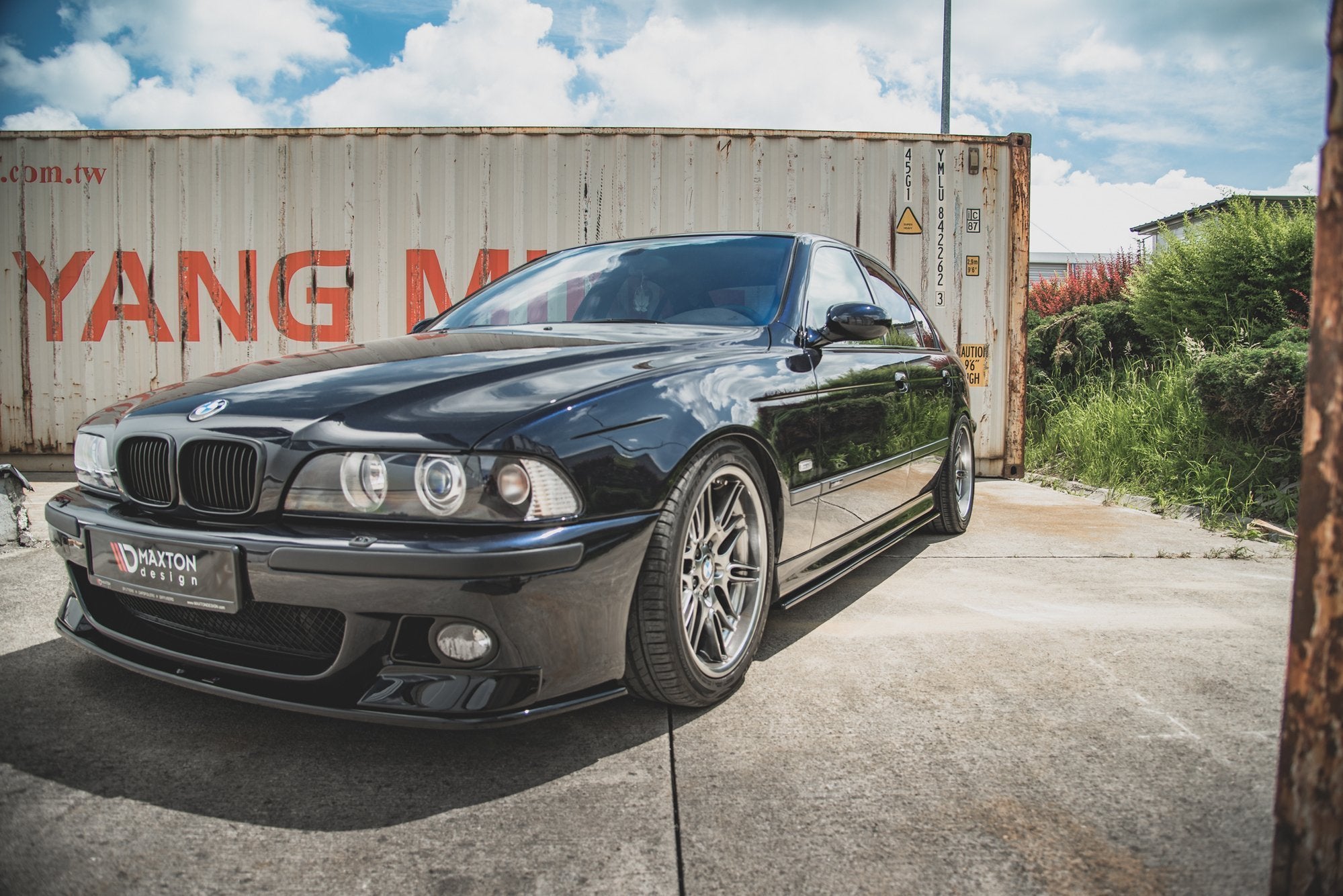 Maxton Design Street+ Seitenschweller Leisten passend für BMW M5 / 5 M-Paket E39 schwarz Hochglanz