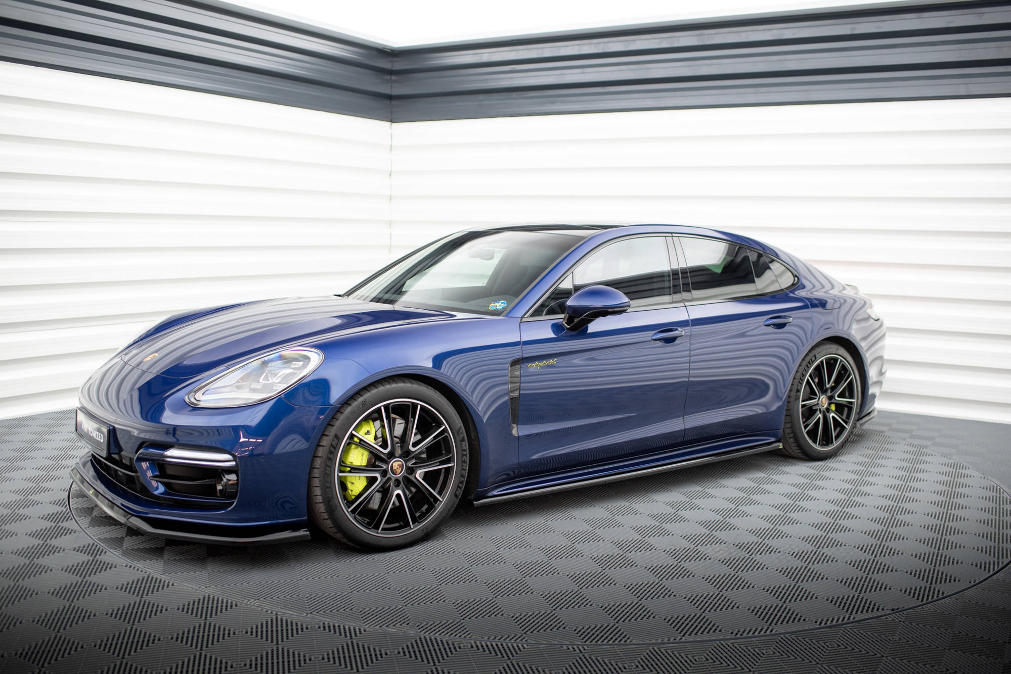 Maxton Design Street+ Seitenschweller Leisten passend für Porsche Panamera GTS Sport Turismo 971 Facelift schwarz Hochglanz