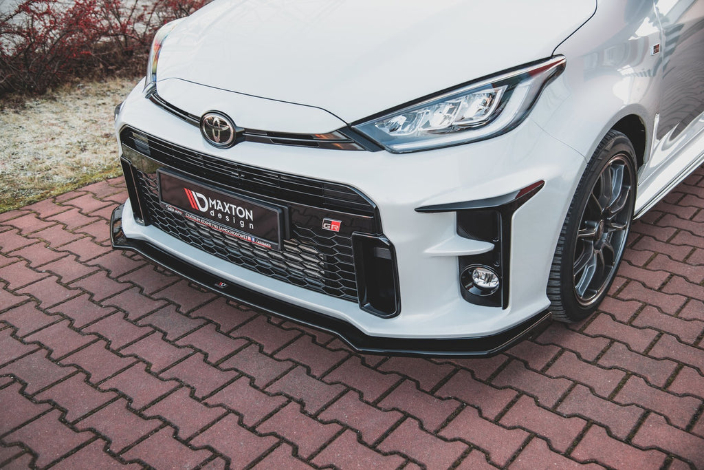 Maxton Design Street+ Spoilerlippe Front Ansatz V.1 passend für Toyota GR Yaris Mk4 schwarz Hochglanz