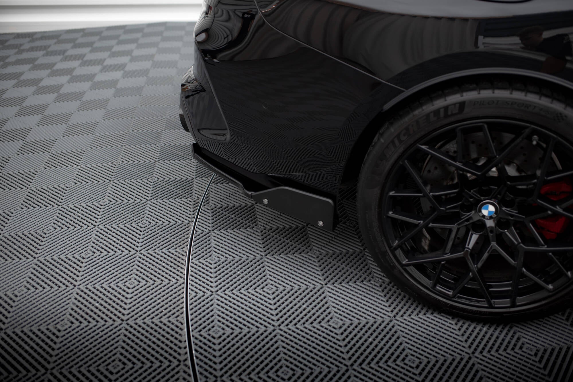 Maxton Design Heck Ansatz Flaps Diffusor V.1 + Flaps passend für BMW M8 Gran Coupe F93