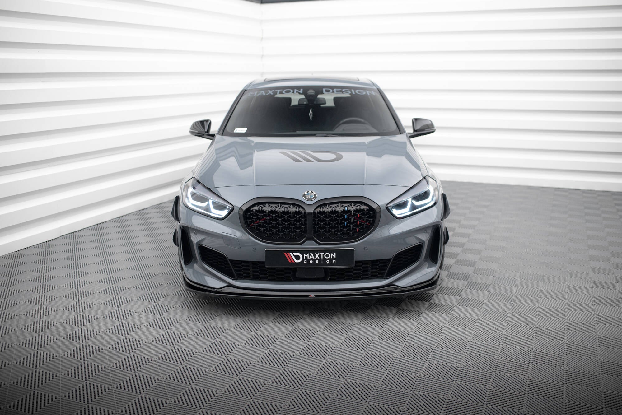 Maxton Design Street+ Spoilerlippe Front Ansatz passend für BMW 1er M-Paket/ M135i / 128ti F40 schwarz Hochglanz