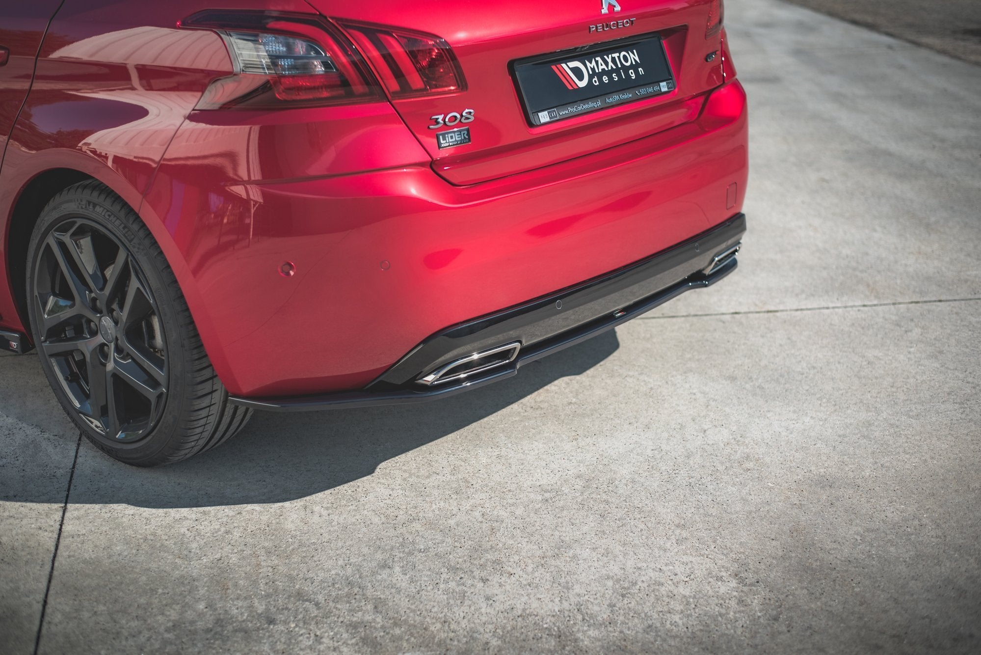 Maxton Design Heckansatz Peugeot 308 GT Mk2 Facelift schwarz Hochglanz für Peugeot 308 Mk2 FL