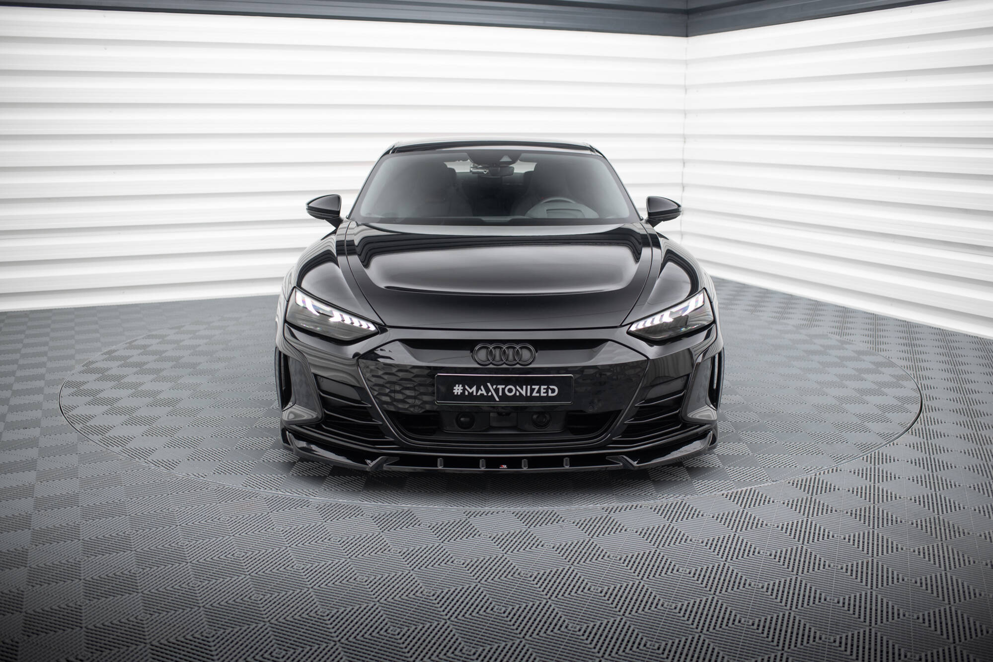 Maxton Design Street+ Spoilerlippe Front Ansatz V.1 passend für Audi e-Tron GT / RS GT Mk1 schwarz Hochglanz