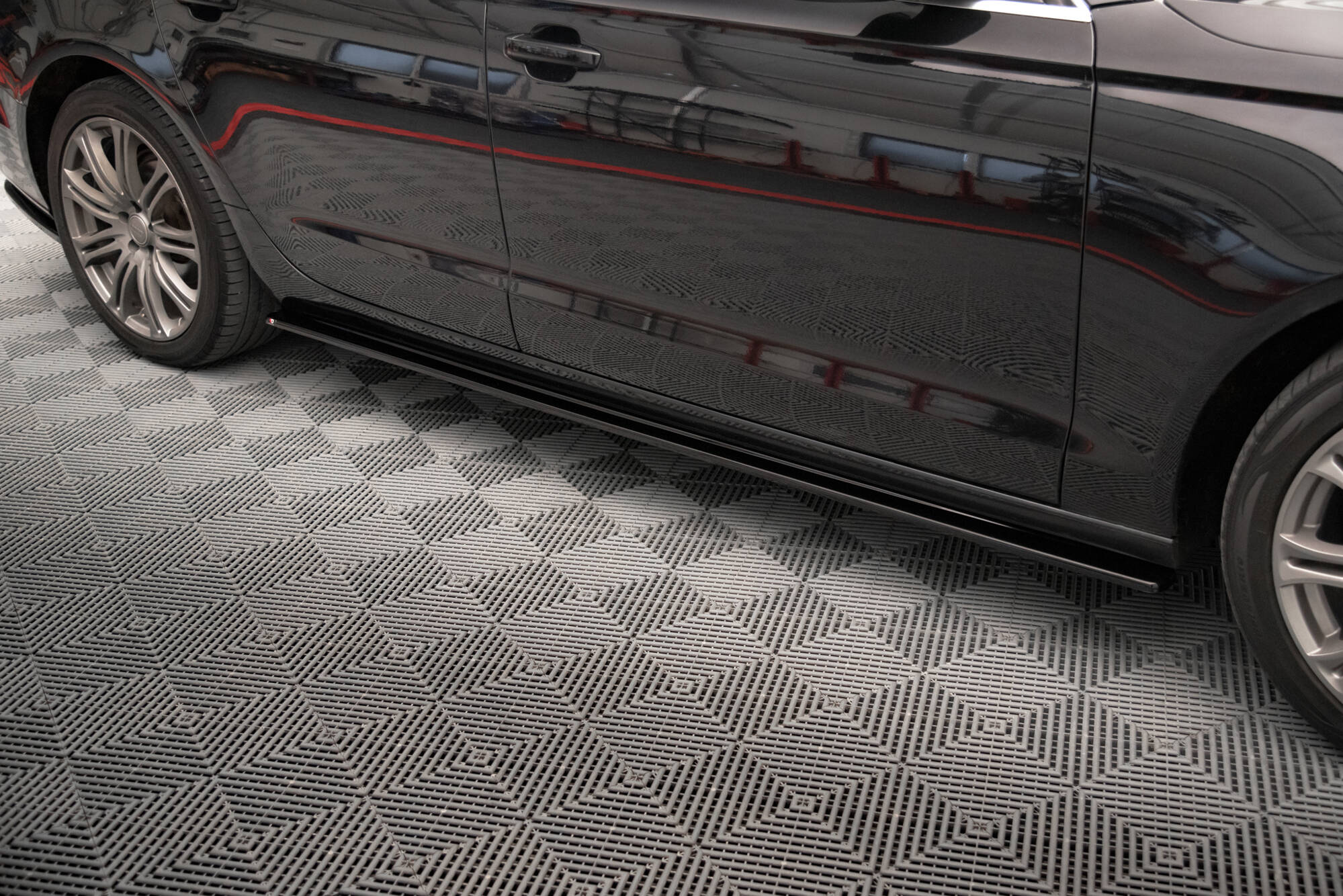Maxton Design Street+ Seitenschweller Leisten passend für V.1 passend für Audi A6 C7 schwarz Hochglanz