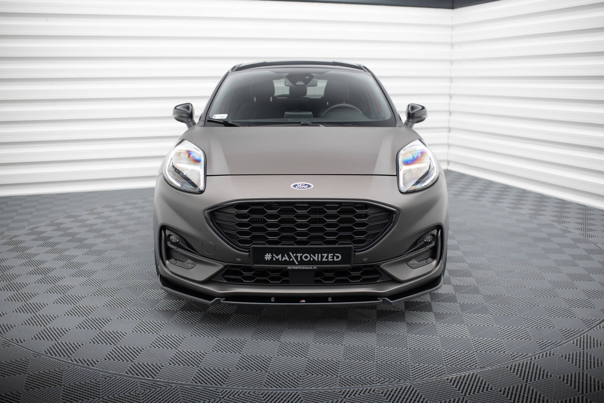 Maxton Design Street+ Spoilerlippe Front Ansatz V.1 passend für Ford Puma ST-Line Mk1 schwarz Hochglanz