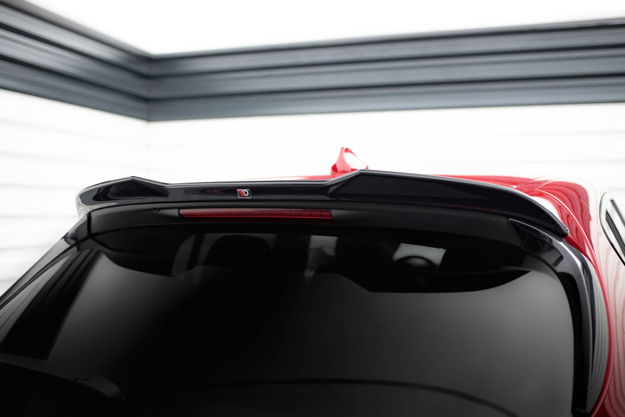 Maxton Design Höher Spoiler CAP 3D passend für Alfa Romeo Tonale Mk1 schwarz Hochglanz