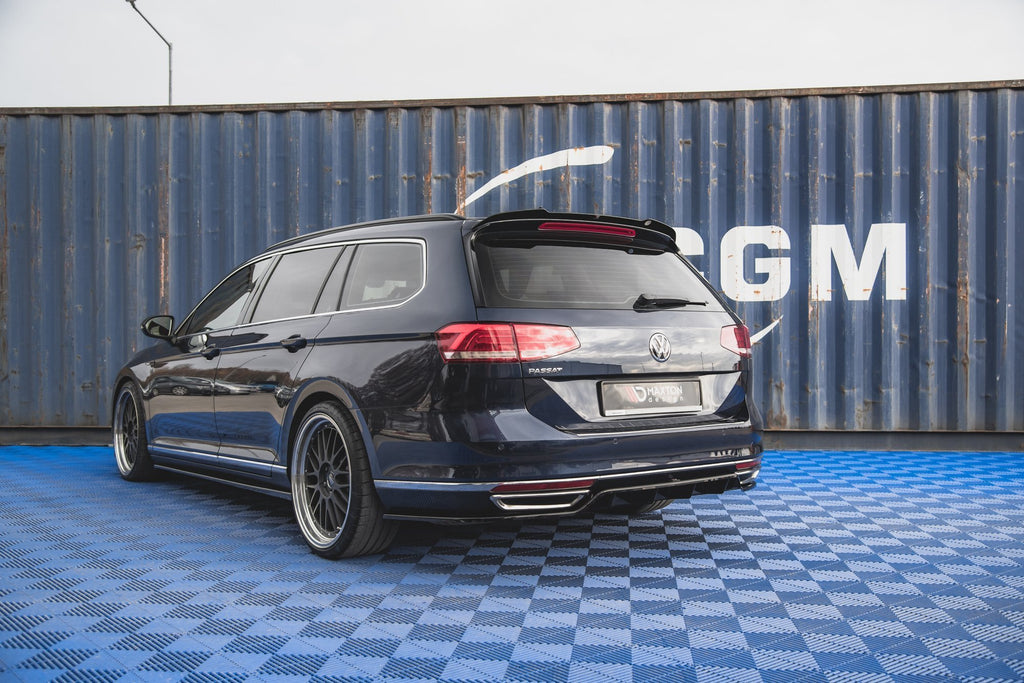 Maxton Design Street+ Mittlerer Diffusor RACE passend für VW Passat B8 schwarz Hochglanz