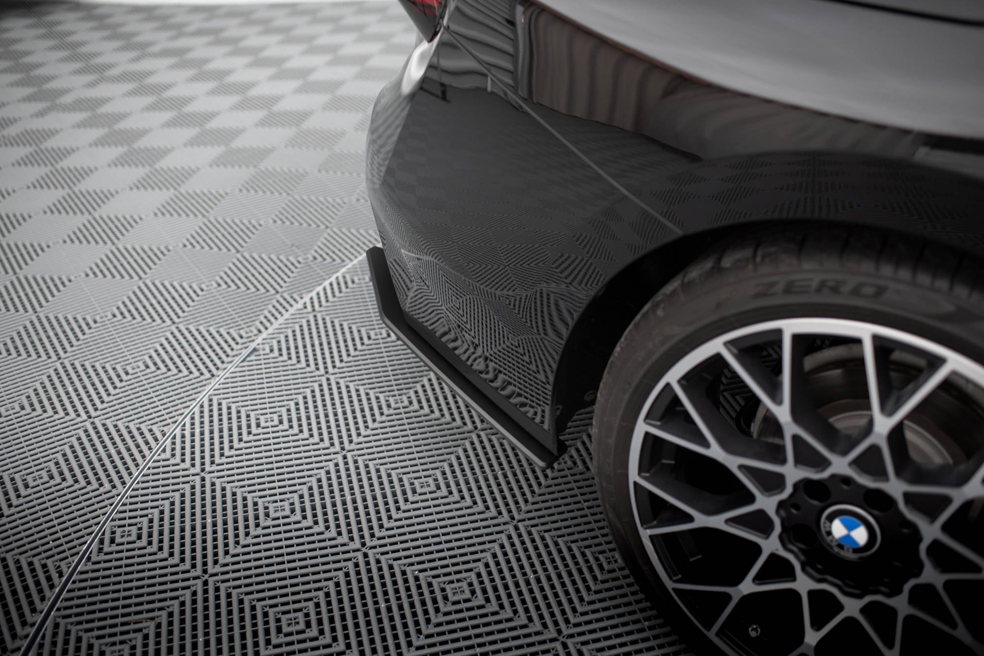 Maxton Design Street Pro Heck Ansatz Flaps Diffusor passend für BMW 2 Coupe G42