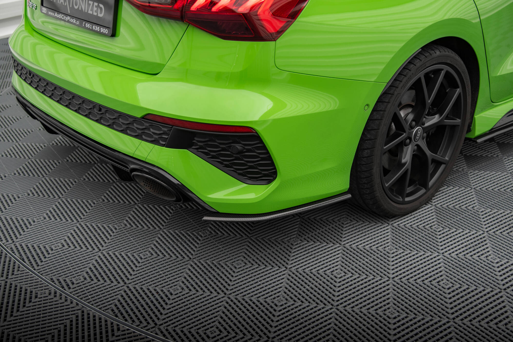 Maxton Design Prepreg Carbon Fiber Heck Ansatz Flaps Diffusor passend für Audi RS3 Limousine 8Y
