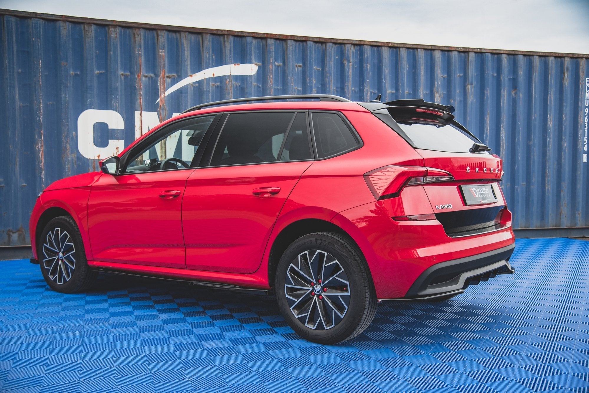 Maxton Design Heck Ansatz Flaps Diffusor passend für Skoda Kamiq Mk1 schwarz Hochglanz