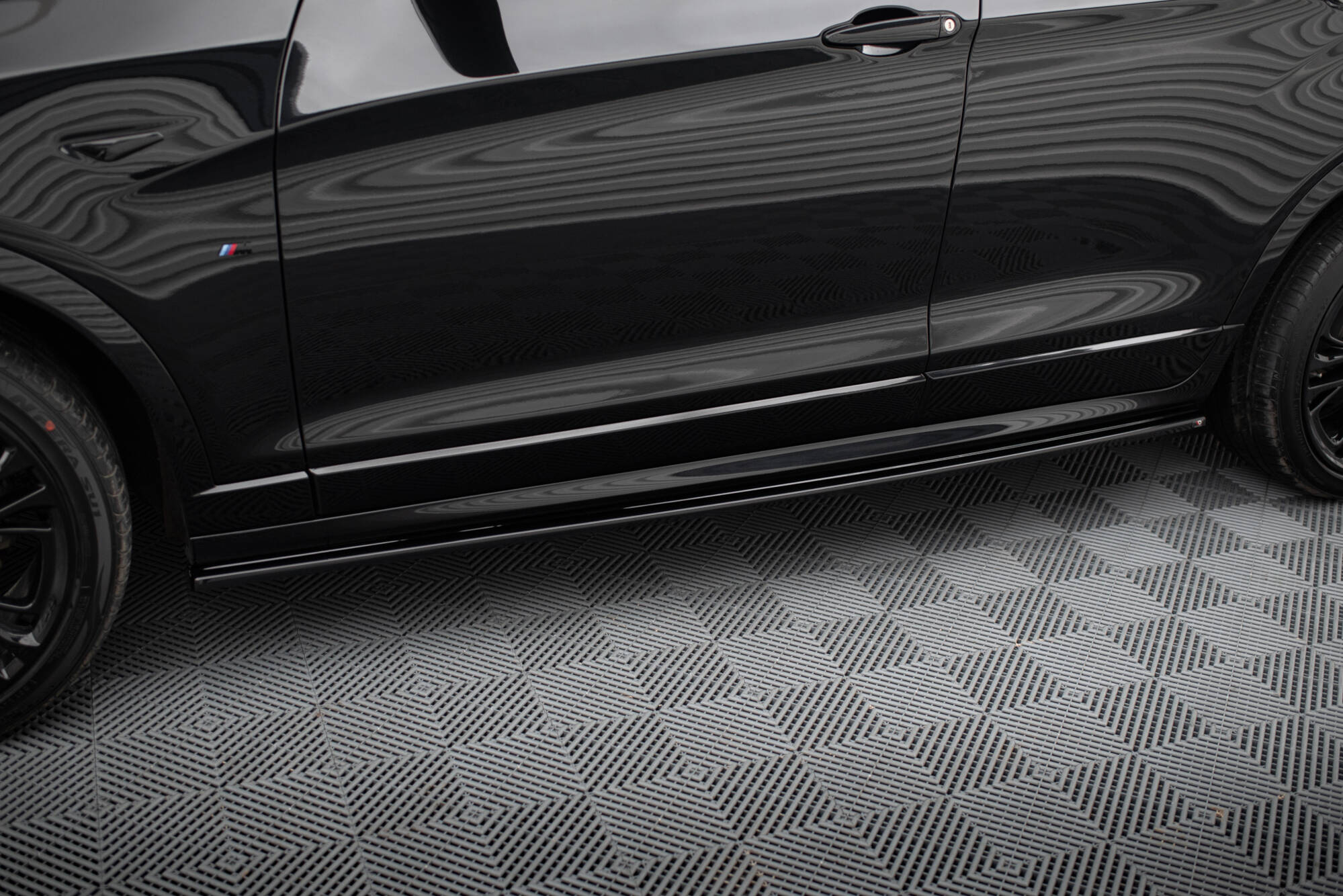 Maxton Design Street+ Seitenschweller Leisten passend für BMW X4 M-Paket F26 schwarz Hochglanz