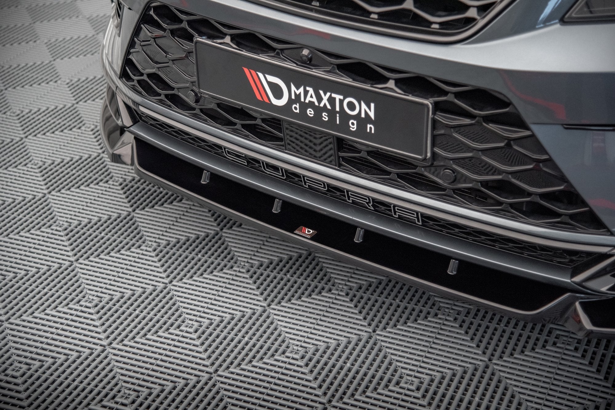 Maxton Design Street+ Spoilerlippe Front Ansatz V.1 passend für Cupra Ateca Mk1 schwarz Hochglanz