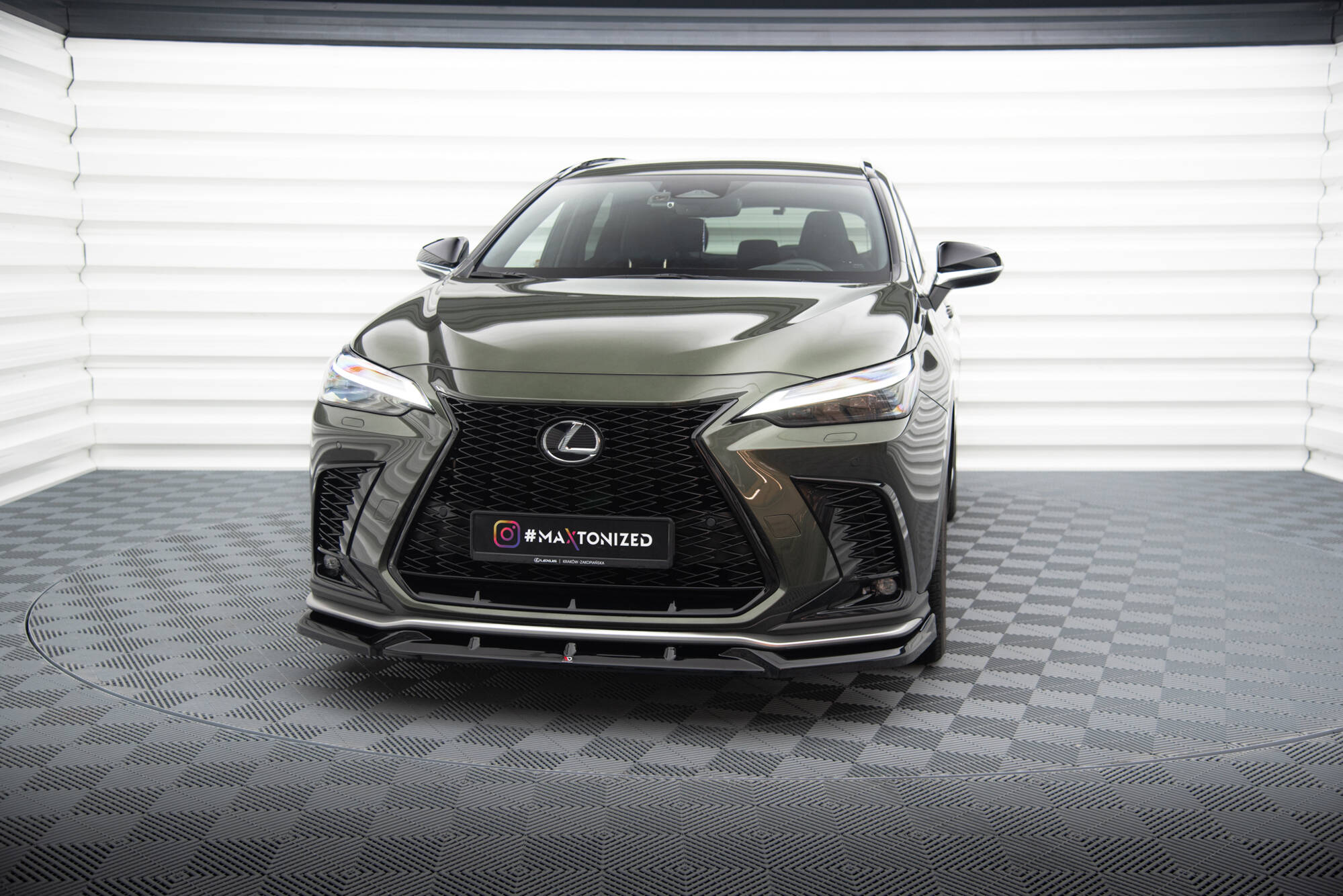 Maxton Design Street+ Spoilerlippe Front Ansatz V.2 passend für Lexus NX F-Sport Mk2 schwarz Hochglanz