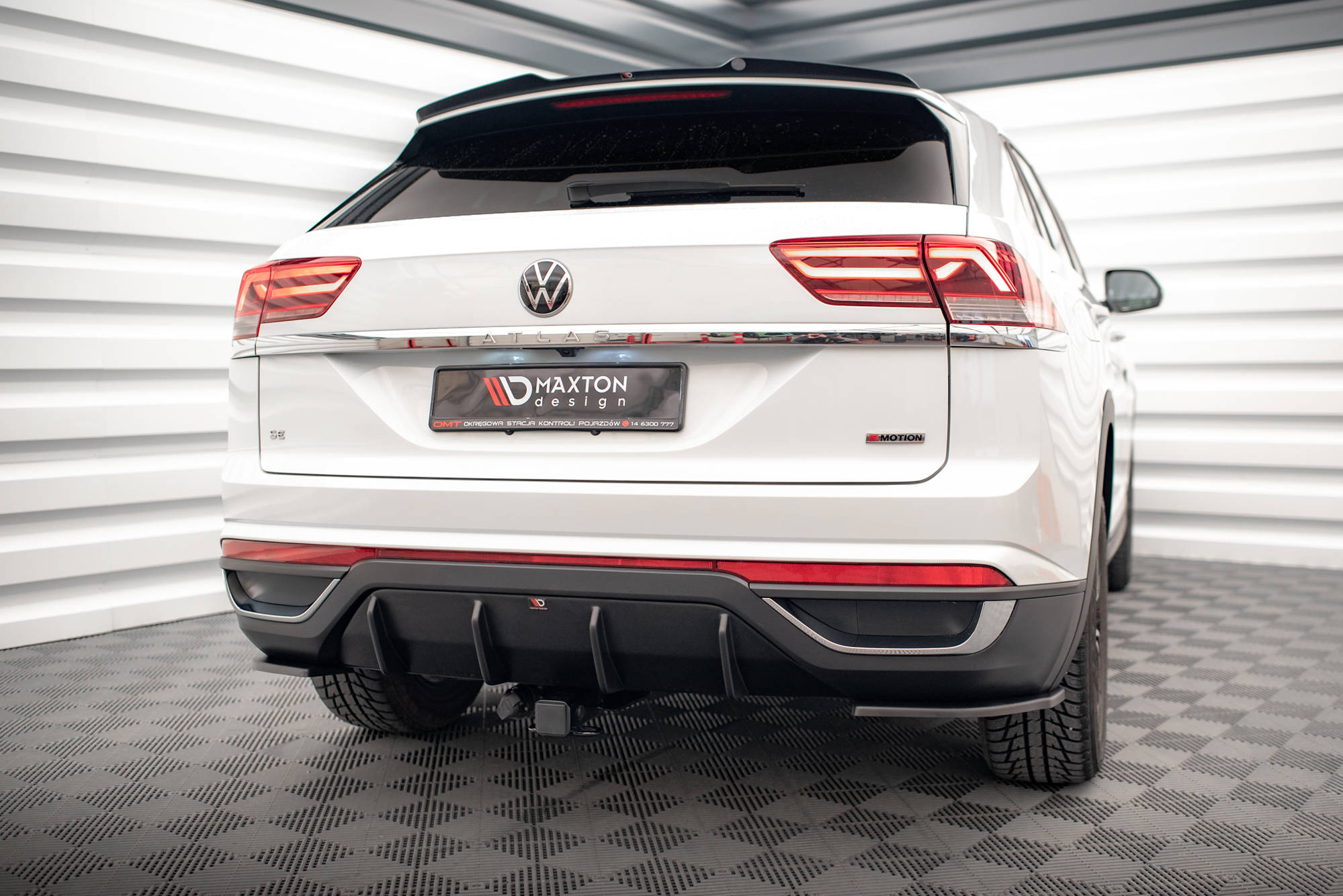 Maxton Design Diffusor Heck Ansatz passend für VW Atlas Cross Sport schwarz Hochglanz
