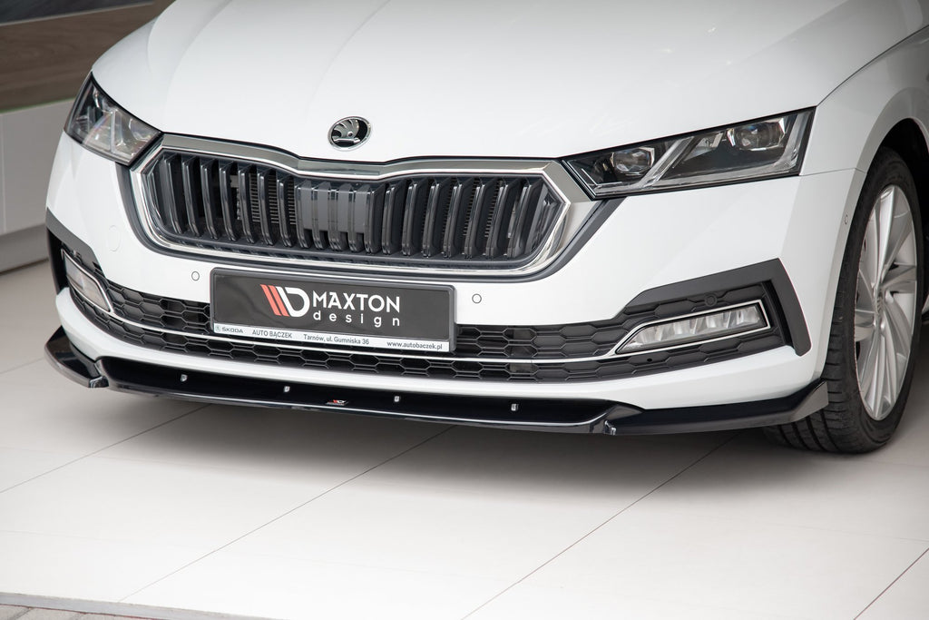 Maxton Design Street+ Spoilerlippe Front Ansatz V.1 passend für Skoda Octavia Mk4 schwarz Hochglanz