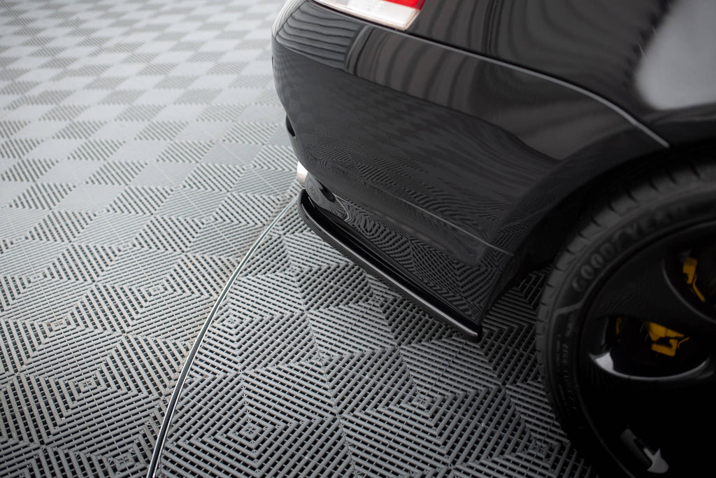 Maxton Design Heck Ansatz Flaps Diffusor passend für BMW 6er Coupe E63 / Cabrio E64 schwarz Hochglanz