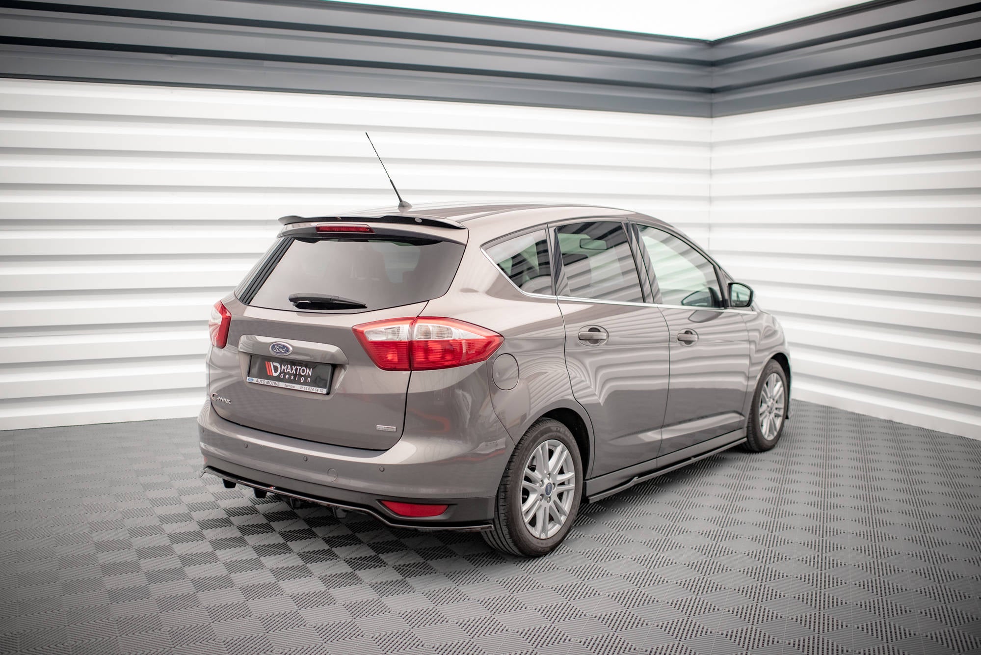 Maxton Design Spoiler CAP passend für Ford C-Max Mk2 schwarz Hochglanz