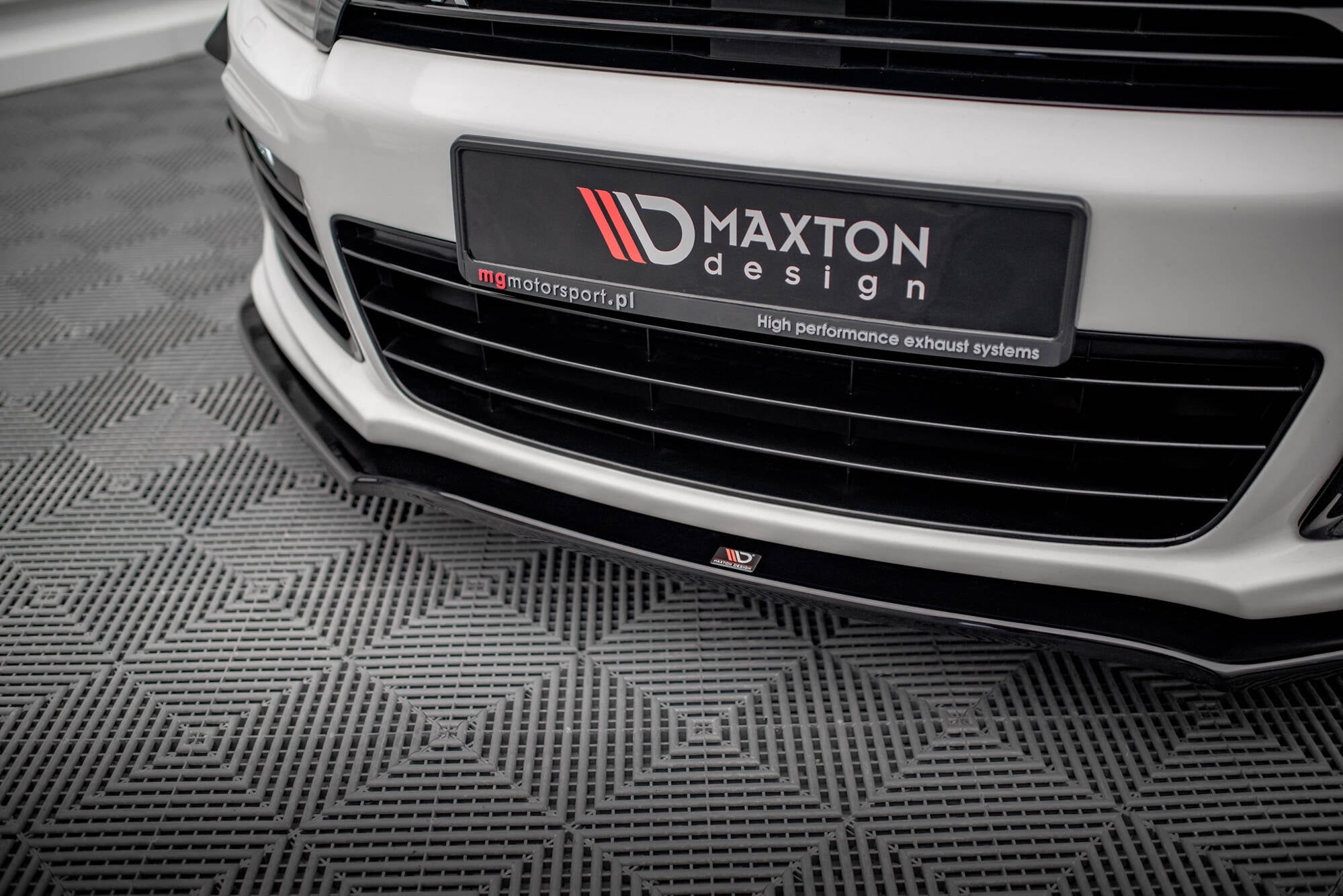 Maxton Design Street+ Spoilerlippe Front Ansatz passend für VW SCIROCCO R ver2 schwarz Hochglanz