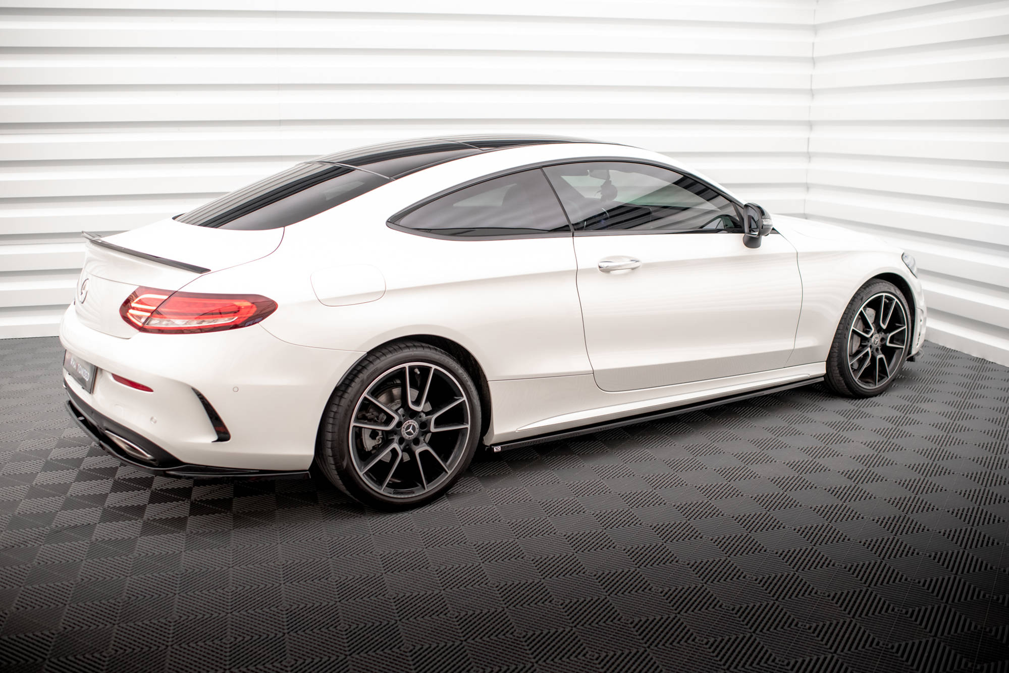 Maxton Design Street+ Seitenschweller Leisten passend für Mercedes-Benz C Coupe AMG-Line C205 Facelift schwarz Hochglanz