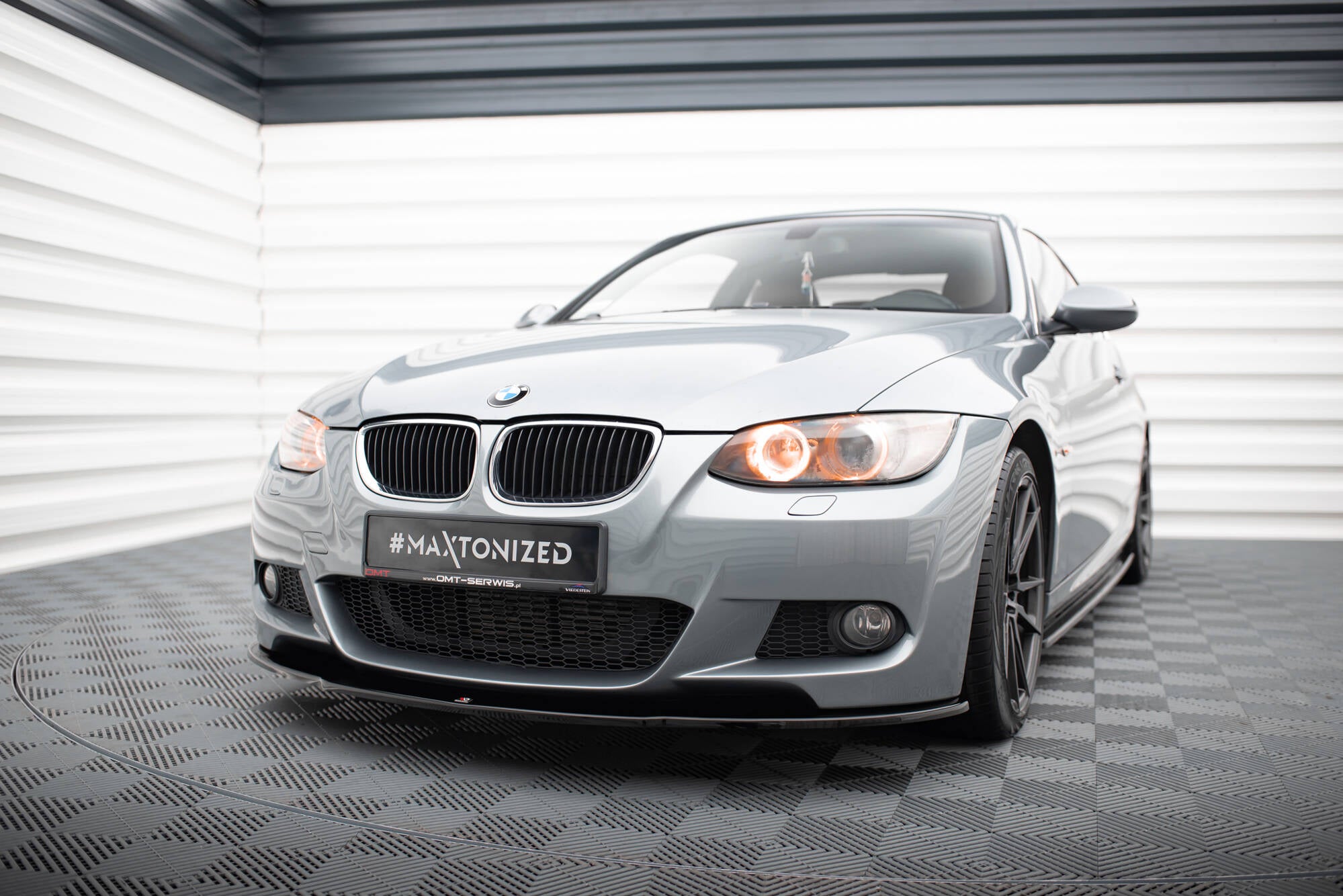 Maxton Design Street+ Spoilerlippe Front Ansatz passend für BMW 3er M-Paket E92 schwarz Hochglanz