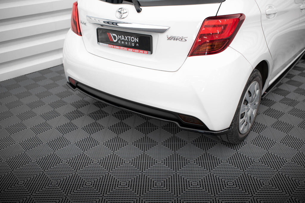 Maxton Design Heckansatz Toyota Yaris Mk3 Facelift schwarz Hochglanz für Toyota Yaris Mk3 Facelift