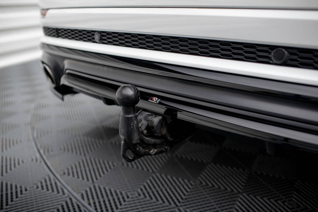 Maxton Design Street+ Mittlerer Diffusor RACE passend für Audi SQ8 Mk1 schwarz Hochglanz