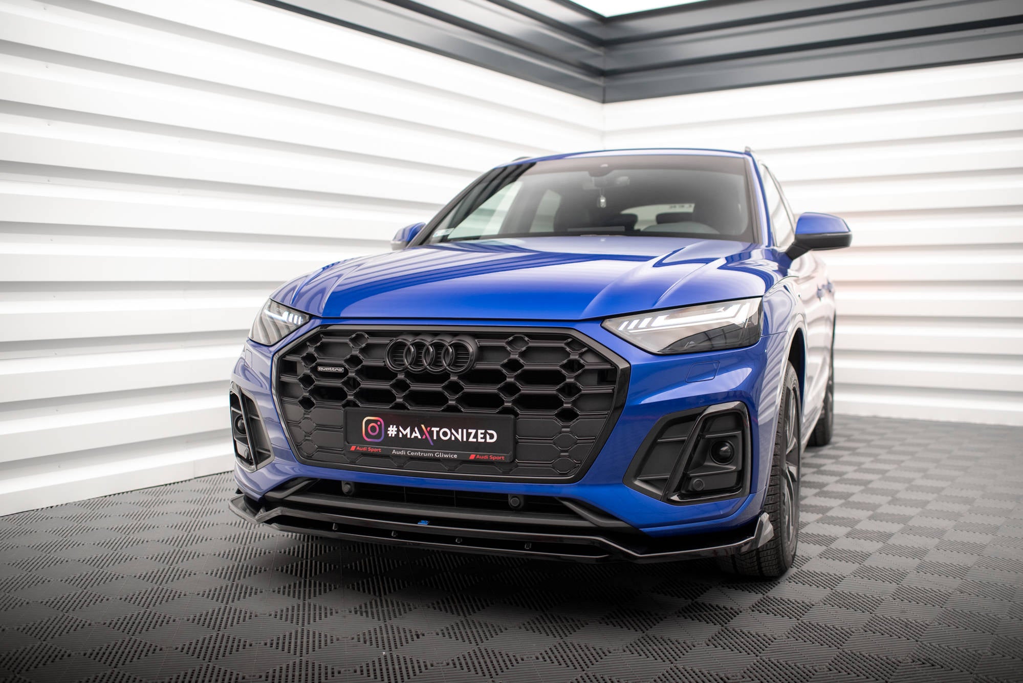 Maxton Design Street+ Spoilerlippe Front Ansatz V.1 passend für Audi SQ5 / Q5 S-Line SUV / Sportback Mk2 Facelift schwarz Hochglanz