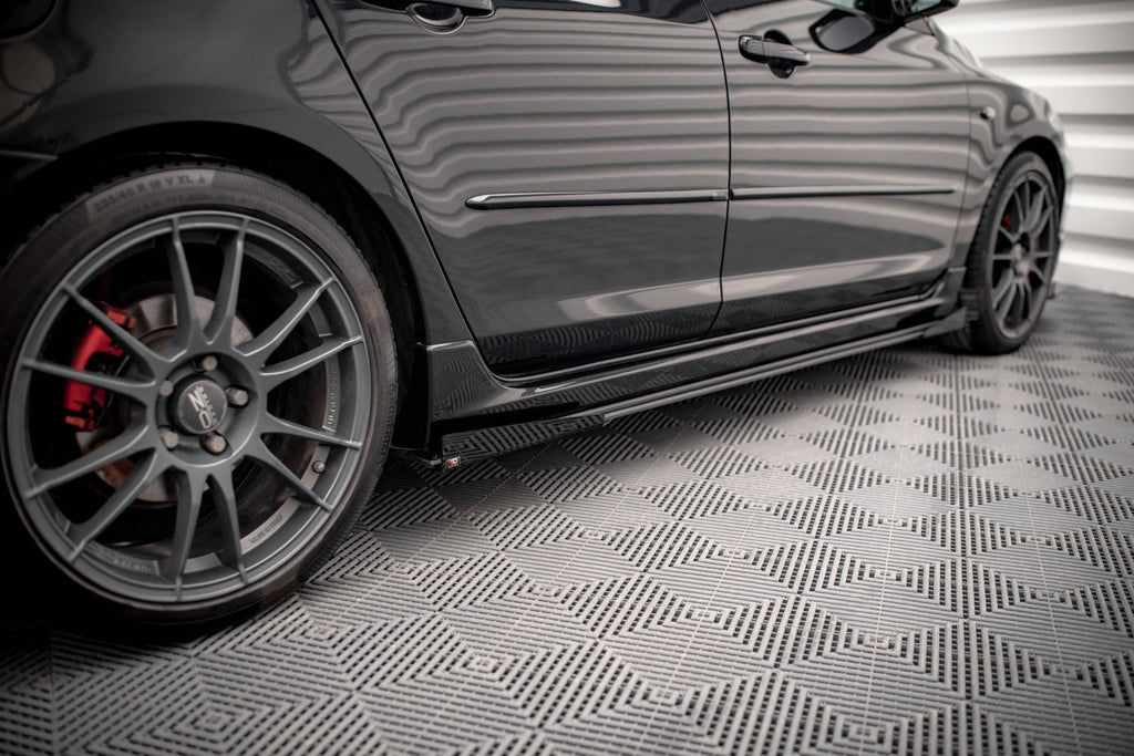Maxton Design Street Pro Street+ Seitenschweller Leisten + Flaps passend für Mazda 3 MPS Mk1 schwarz Hochglanz