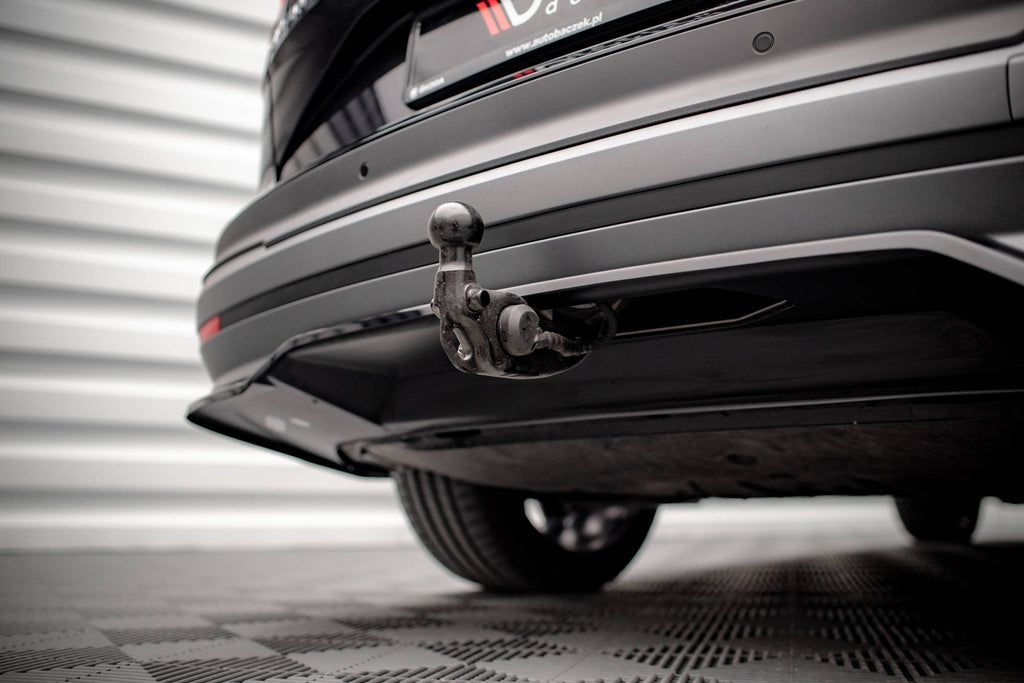 Maxton Design Mittlerer Diffusor Heck Ansatz DTM Look für Skoda Enyaq iV Carbon Look