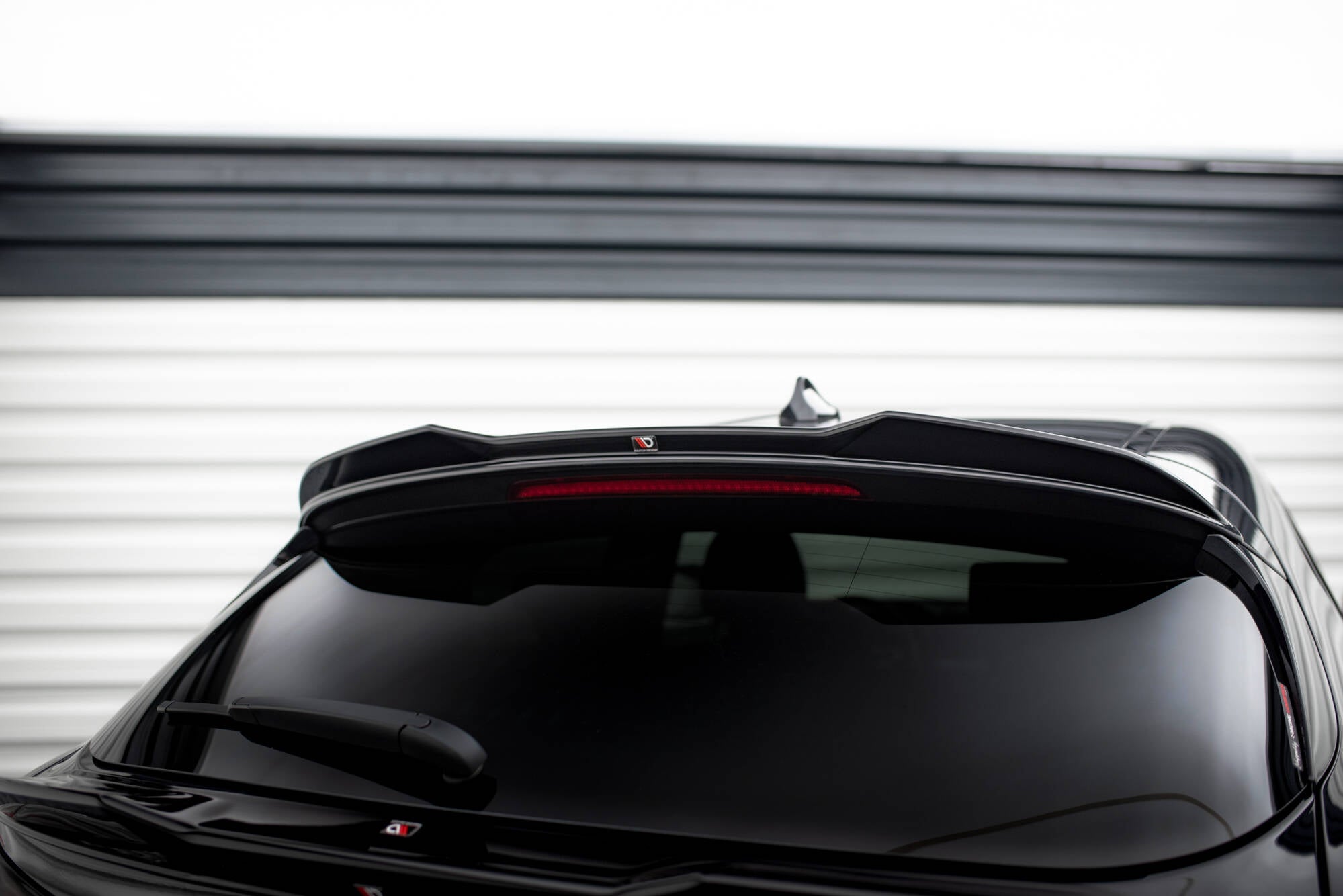 Maxton Design Höher Spoiler CAP 3D passend für Alfa Romeo Stelvio Mk1 schwarz Hochglanz