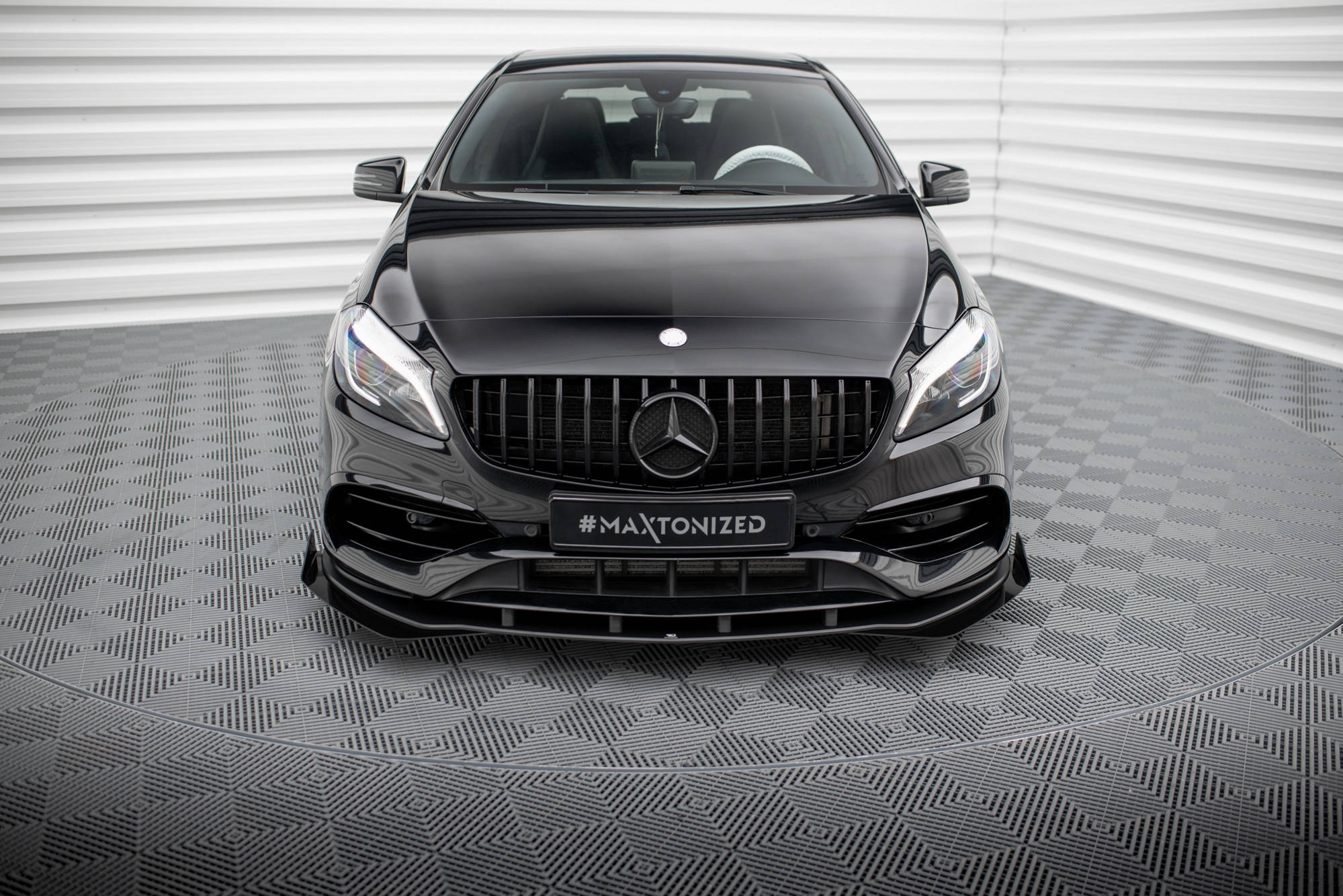 Maxton Design Street Pro Street+ Spoilerlippe Front Ansatz + Flaps passend für Mercedes-Benz A AMG-Line W176 Facelift schwarz Hochglanz