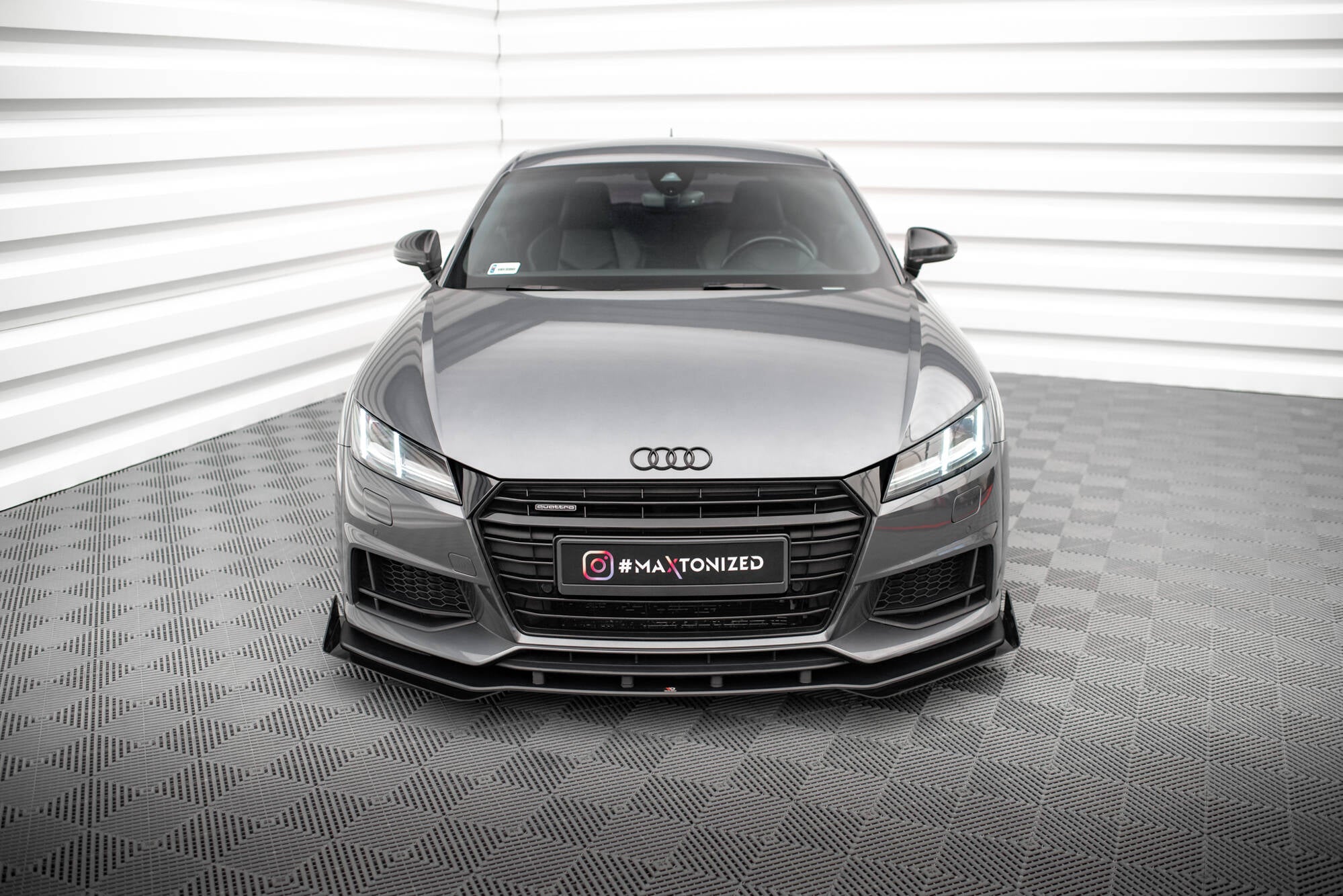 Maxton Design Street Pro Street+ Spoilerlippe Front Ansatz + Flaps passend für Audi TT S / S-Line 8S schwarz Hochglanz