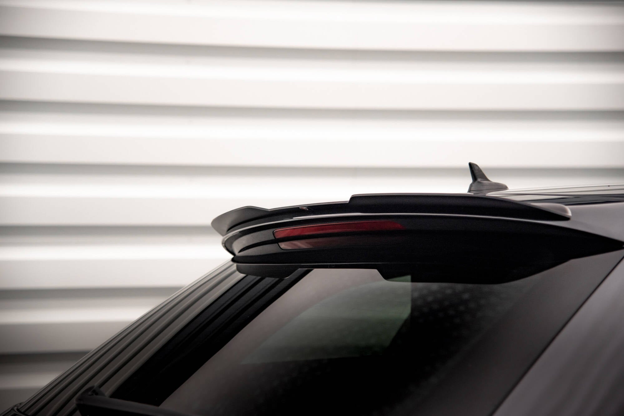 Maxton Design Spoiler CAP V.1 passend für Audi A6 C7 Avant schwarz Hochglanz