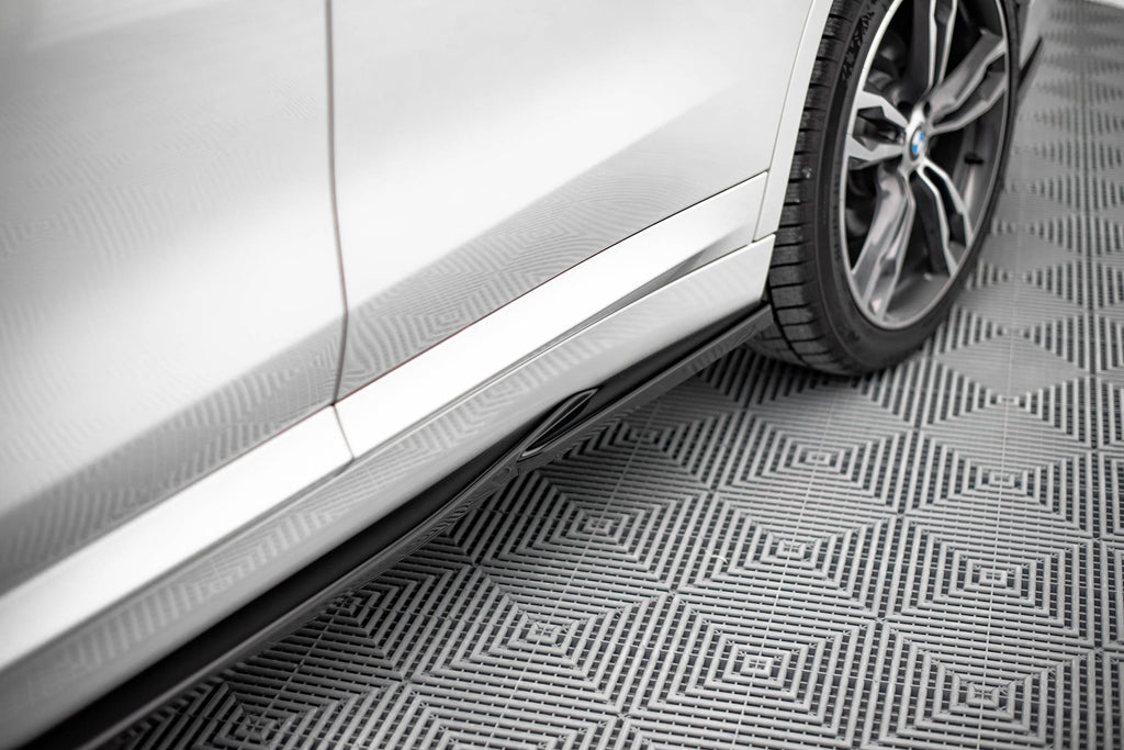 Maxton Design Street+ Seitenschweller Leisten passend für BMW X1 M-Paket F48 / F48 Facelift schwarz Hochglanz